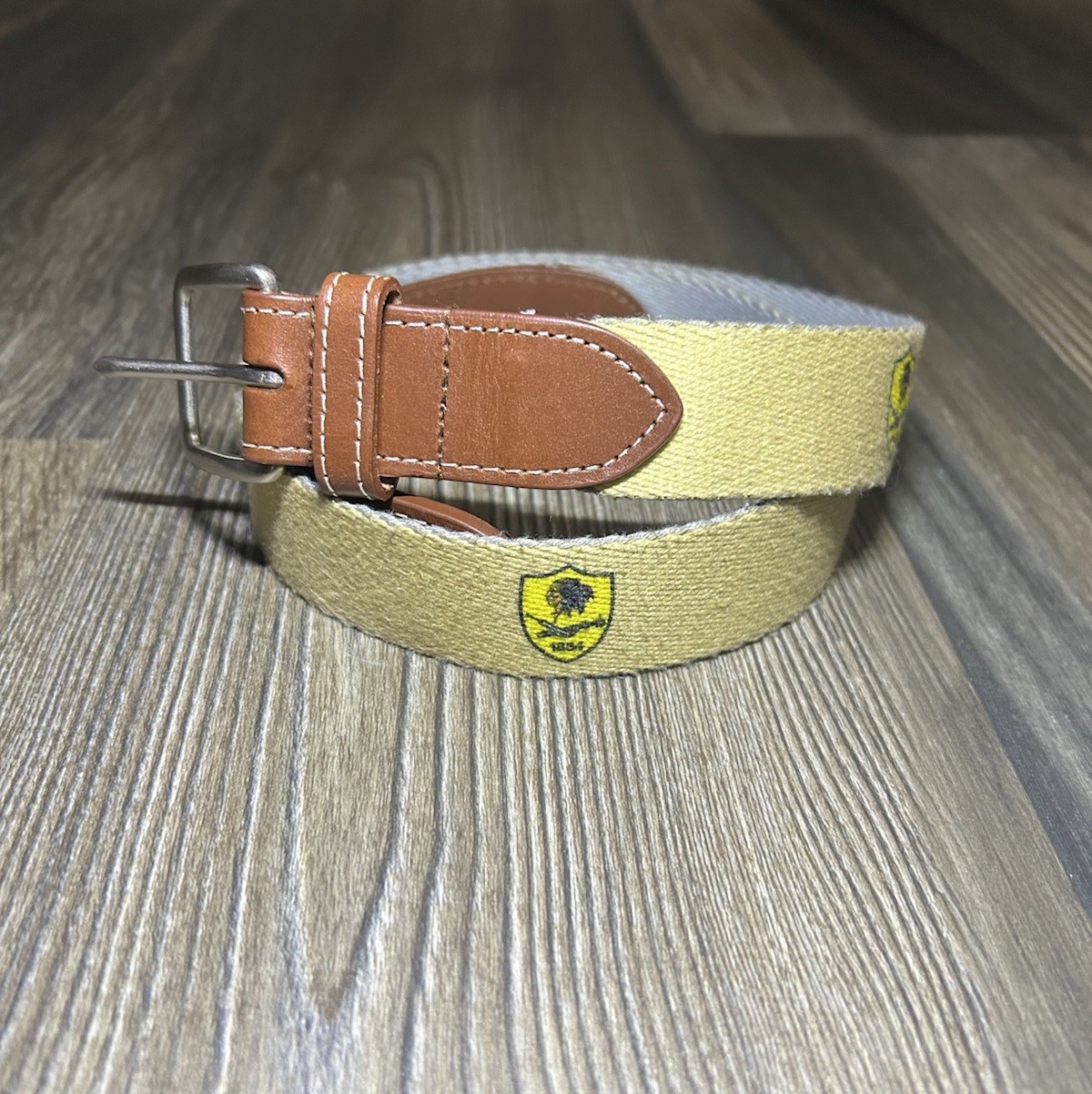 Peter Millar Philadelphia Cricket Club Belt Men’s SZ 32 Rare Beige Peter Millar Philadelphia Cricket Club Belt Men’s SZ 32 Rare Beige