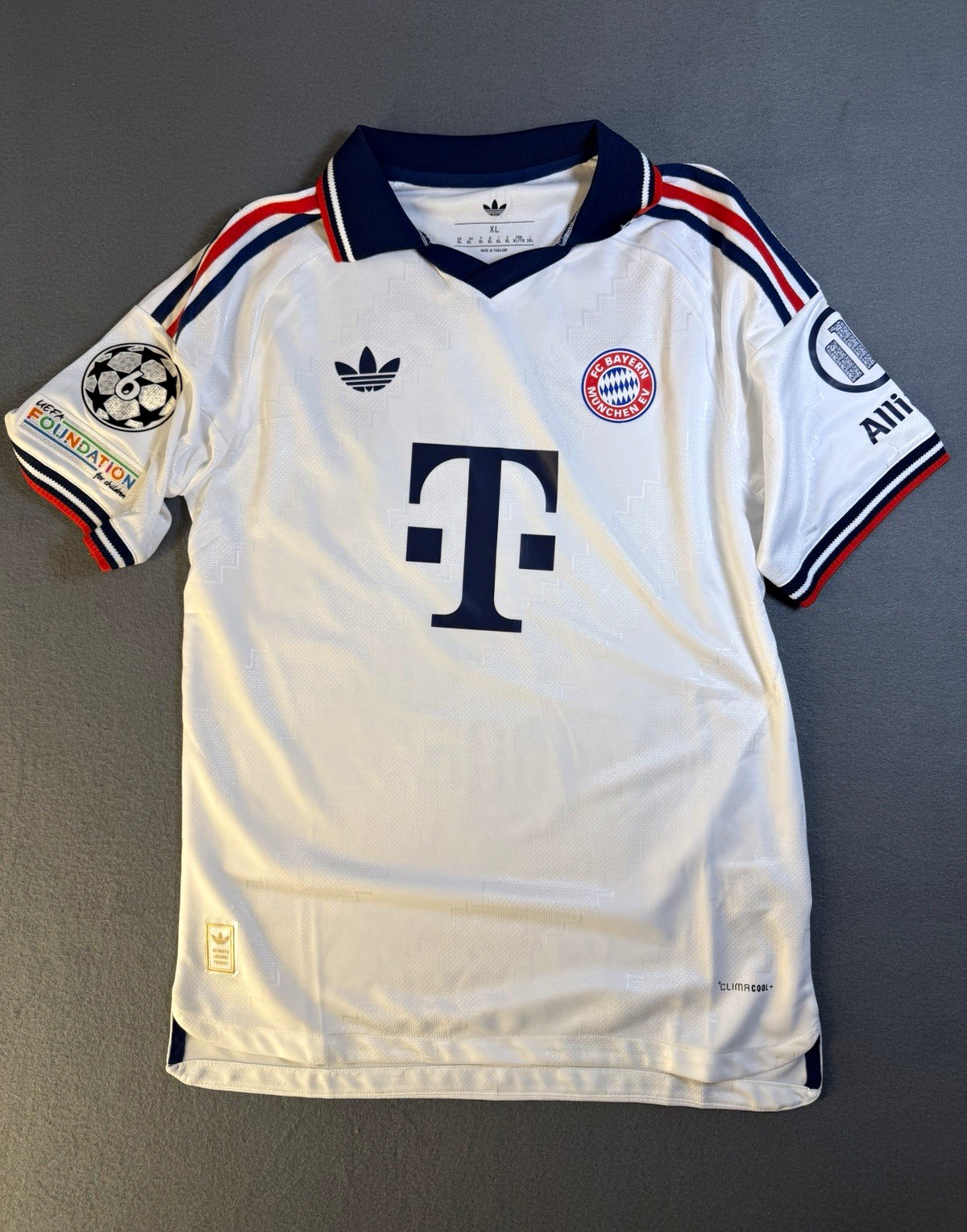 adidas Bayern Munich Harry Kane #9 White/Navy/Red Soccer Jersey XL adidas Bayern Munich Harry Kane #9 White/Navy/Red Soccer Jersey XL