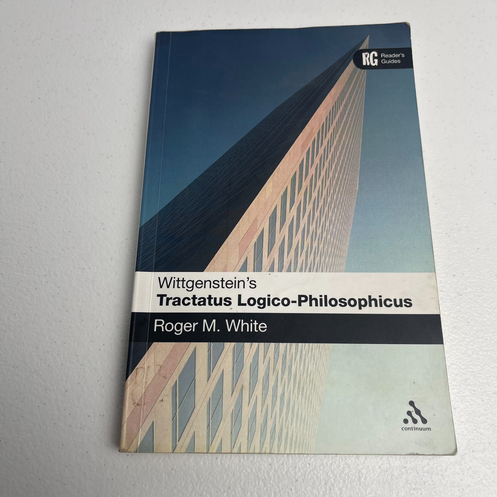 Reader's Guides: Wittgenstein's 'Tractatus Logico-Philosophicus' : A Reader's... Reader's Guides: Wittgenstein's 'Tractatus Logico-Philosophicus' : A Reader's...