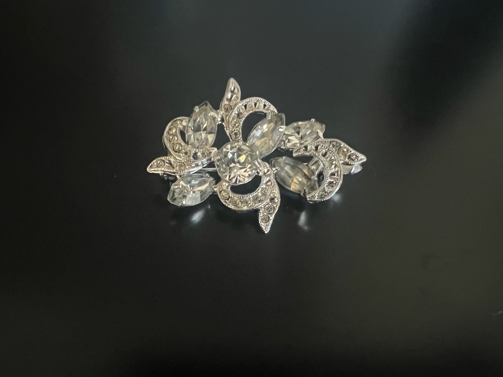 Vintage Eisenberg Ice Rhinestone Brooch with Clear Marquis & Round Crystals 