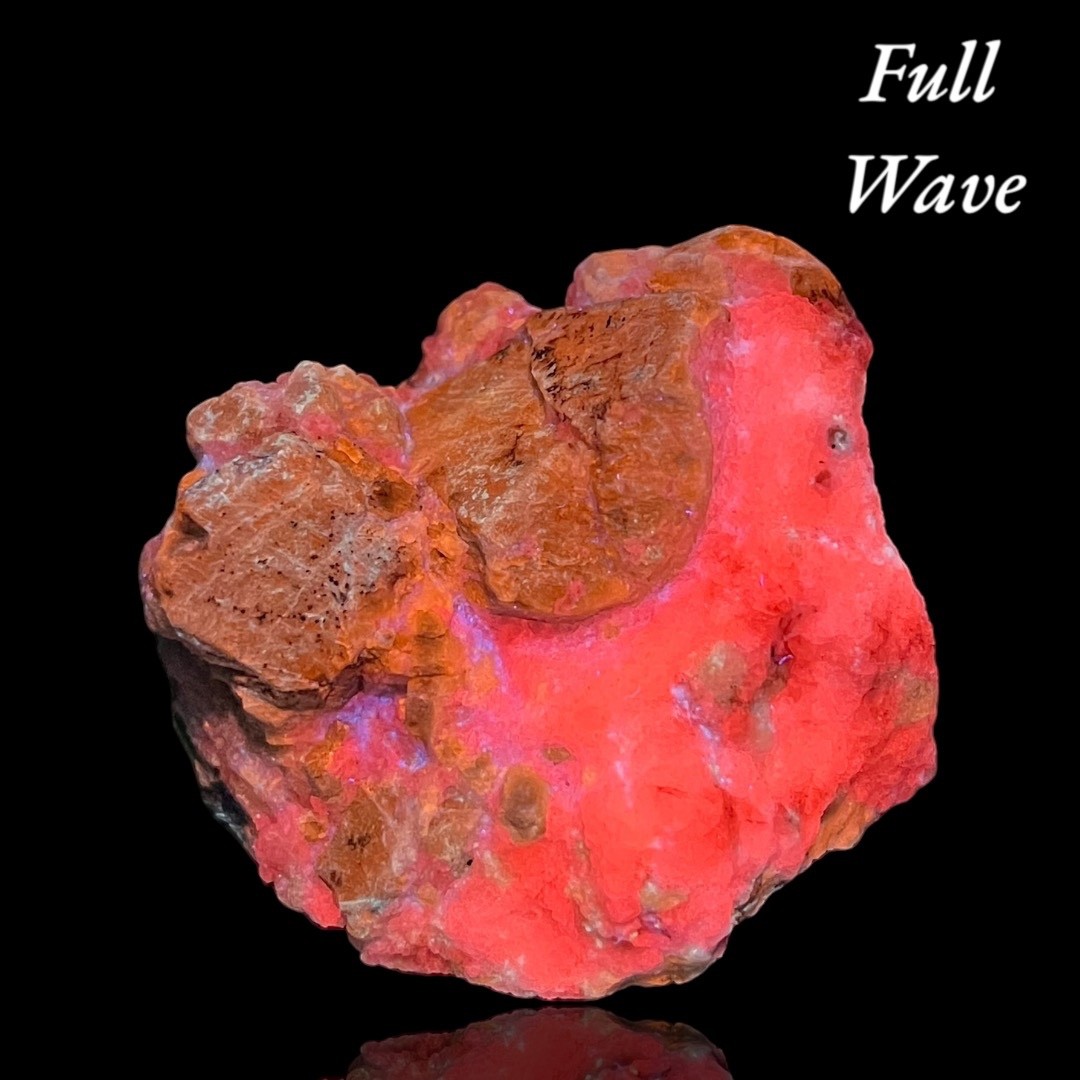 140 Gm Extremely Beautiful Fluorescent Hayune On Calcite From Badakhshan, Afghan 140 Gm Extremely Beautiful Fluorescent Hayune On Calcite From Badakhshan, Afghan