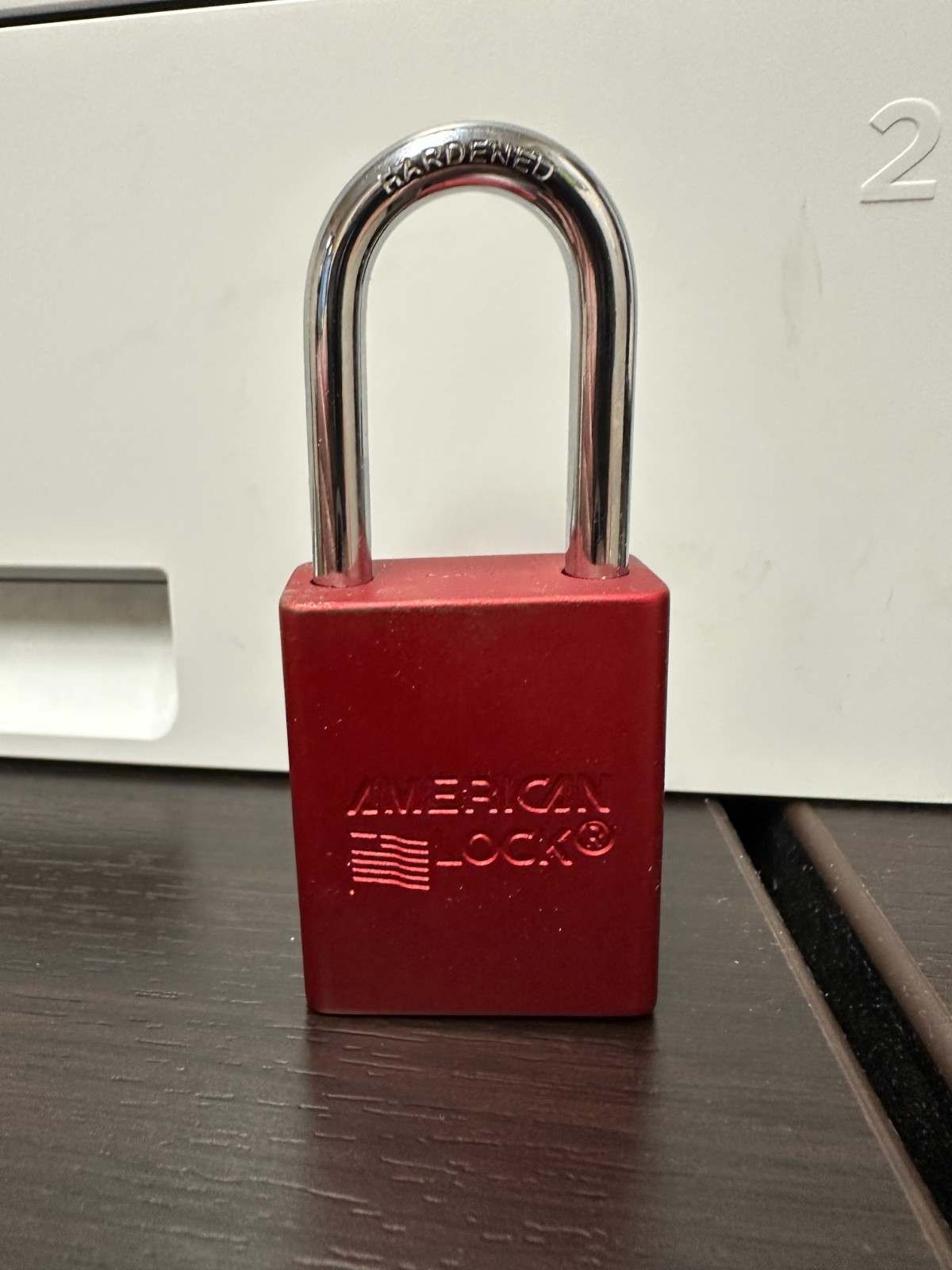 QTY 24 AMERICAN LOCK RED ALUMINUM KEYED ALIKE LOCK KEY 315454 2 KEYS PER LOCK QTY 24 AMERICAN LOCK RED ALUMINUM KEYED ALIKE LOCK KEY 315454 2 KEYS PER LOCK