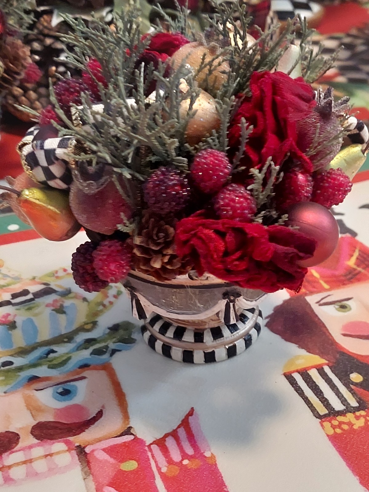 MacKenzie-Childs Yuletide Manor Small Centerpiece 