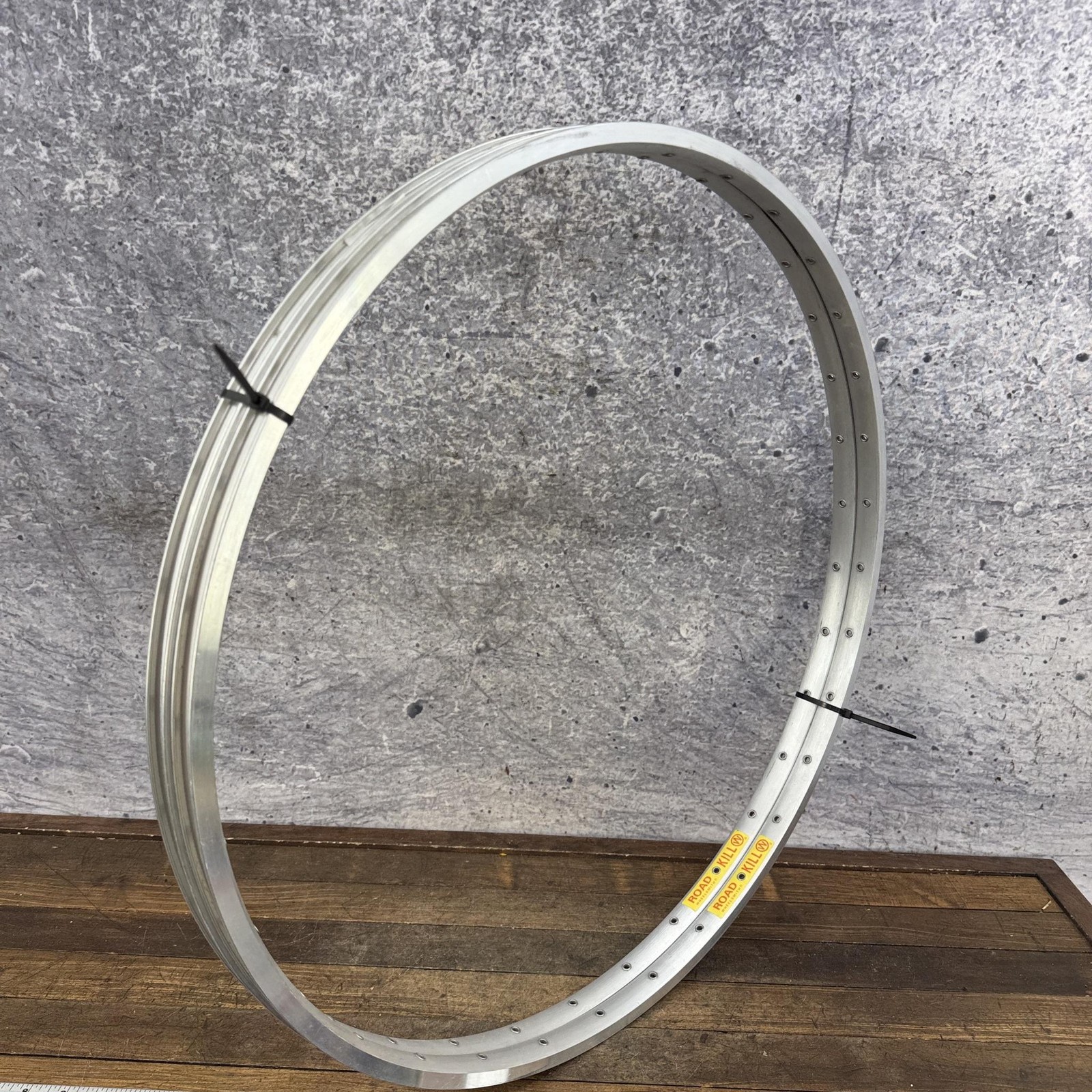 Wheelsmith Road Kill 700c Rim Set 32H Silver NOS Clincher Road Alloy Bike 32