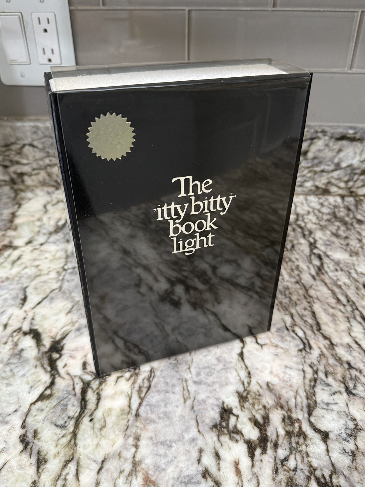 Vintage 1982 Zelco Itty Bitty Book Light Model 10013 NEW In Box Original Vintage 1982 Zelco Itty Bitty Book Light Model 10013 NEW In Box Original