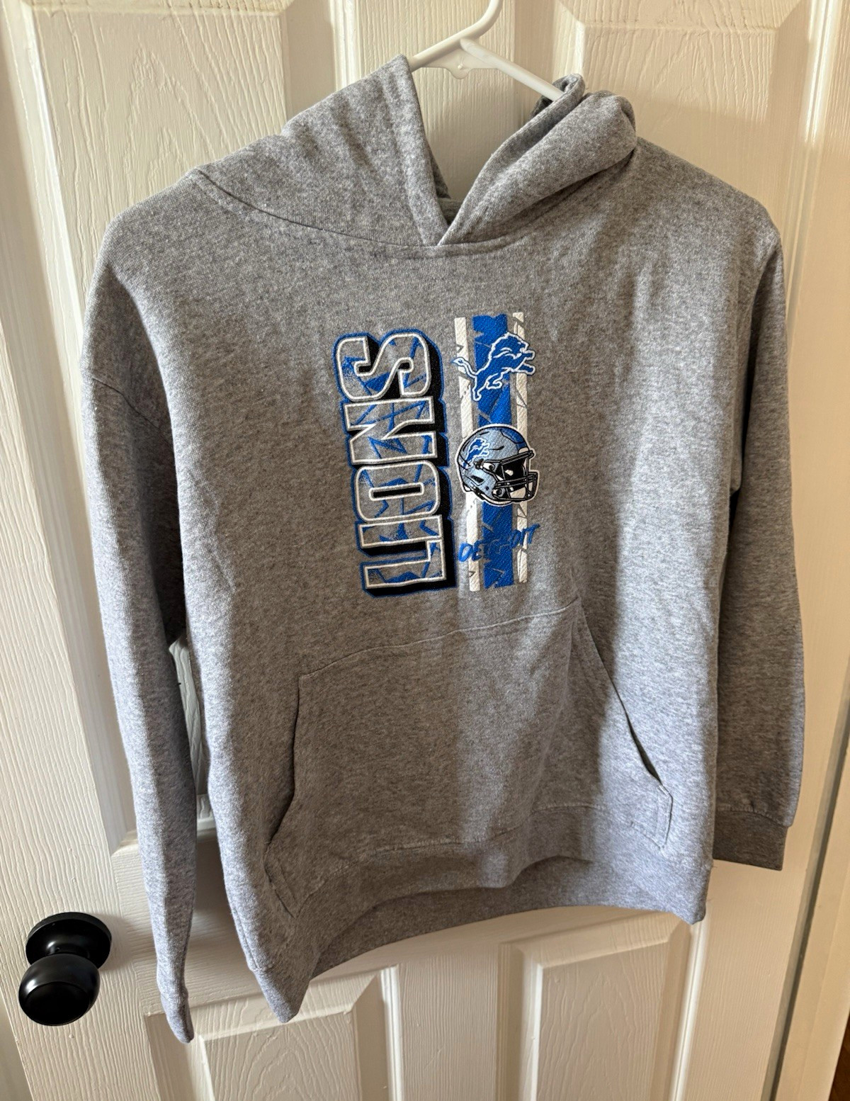NWT OuterStuff Detroit Lions NFL Youth Kids Pullover Hoodie Sweatshirt L NWT OuterStuff Detroit Lions NFL Youth Kids Pullover Hoodie Sweatshirt L