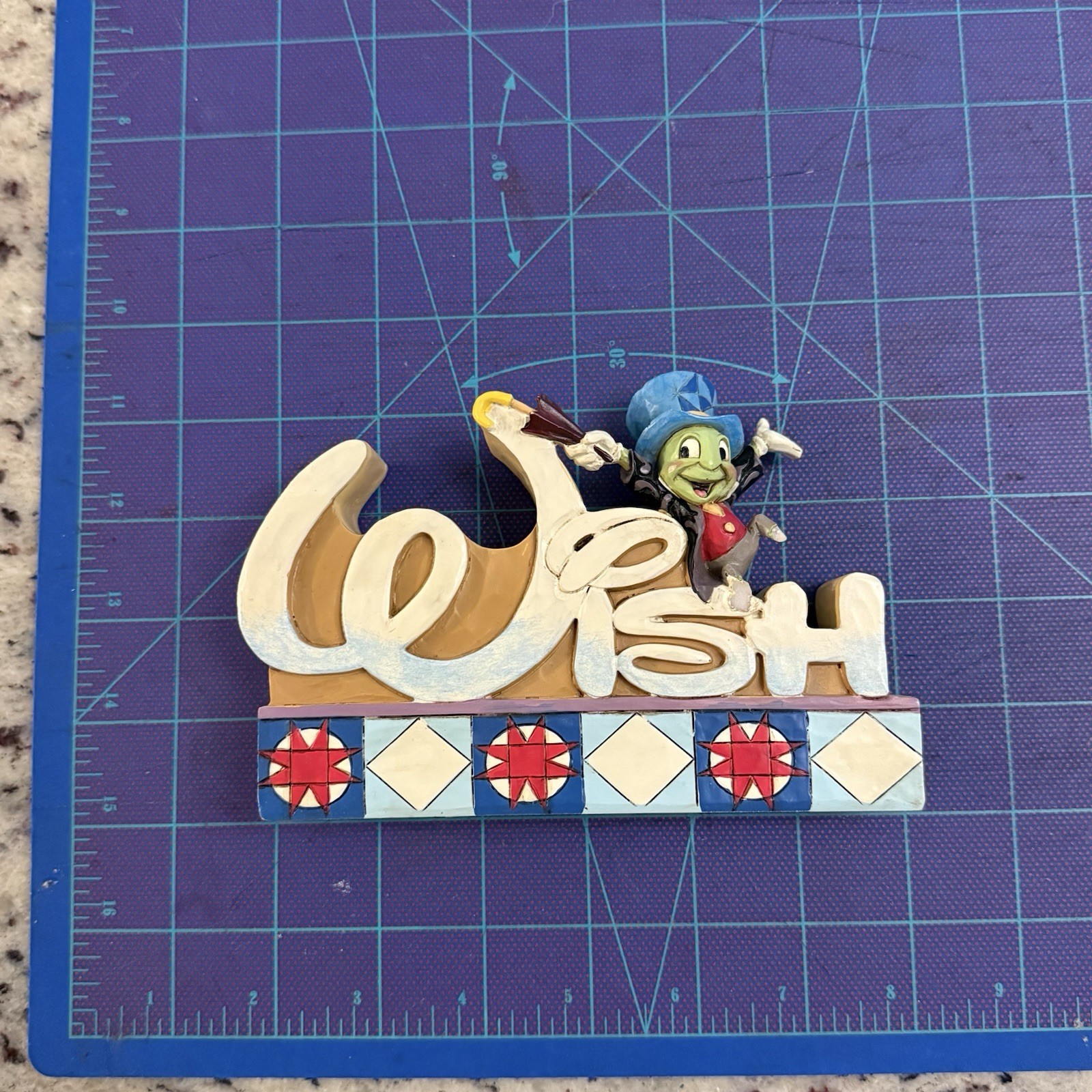 Enesco Disney Traditions Jiminy Cricket Wish Word Figurine #4032892 Decoration Enesco Disney Traditions Jiminy Cricket Wish Word Figurine #4032892 Decoration