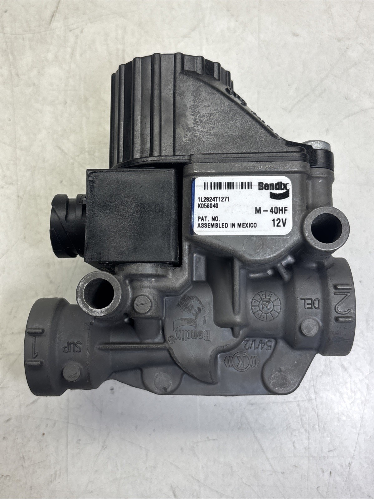 Genuine Bendix M-40HF ABS Module Valve Assembly K056040 / K079665X Genuine Bendix M-40HF ABS Module Valve Assembly K056040 / K079665X