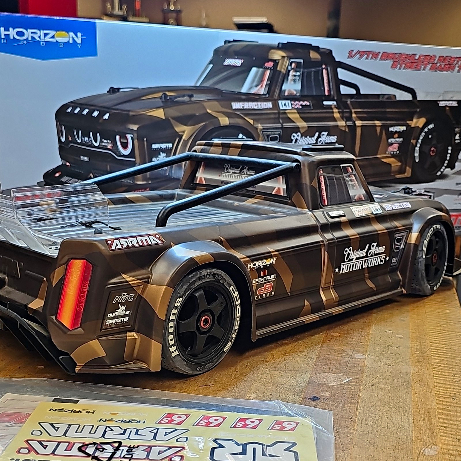 ARRMA Infraction 6S BLX 1/7 Scale Never Used ARRMA Infraction 6S BLX 1/7 Scale Never Used
