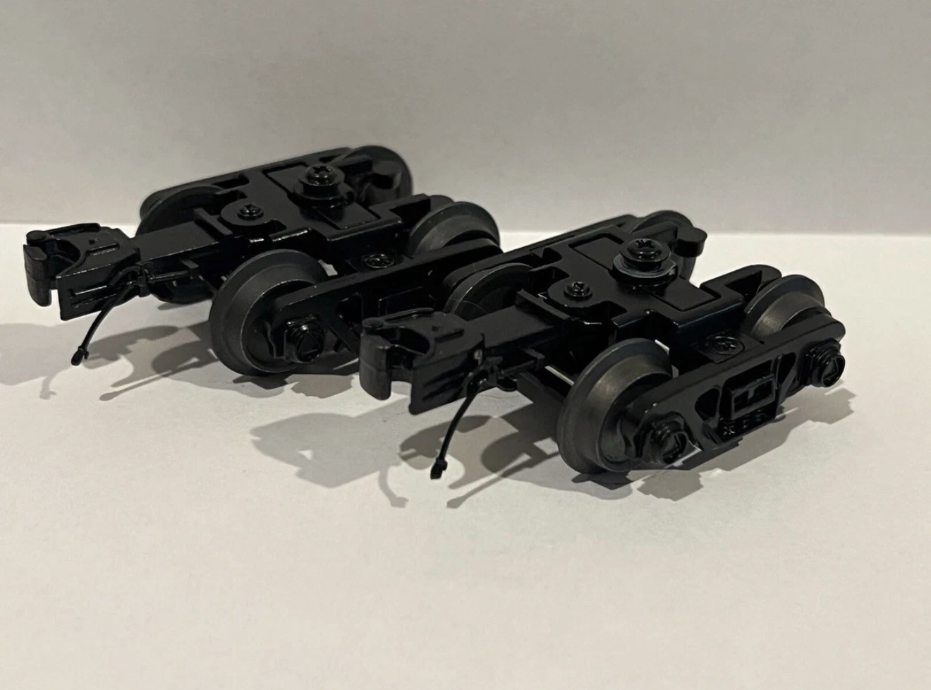 MTH 20-89004 3 Rail Roller Bearing Freight Trucks O Gauge New