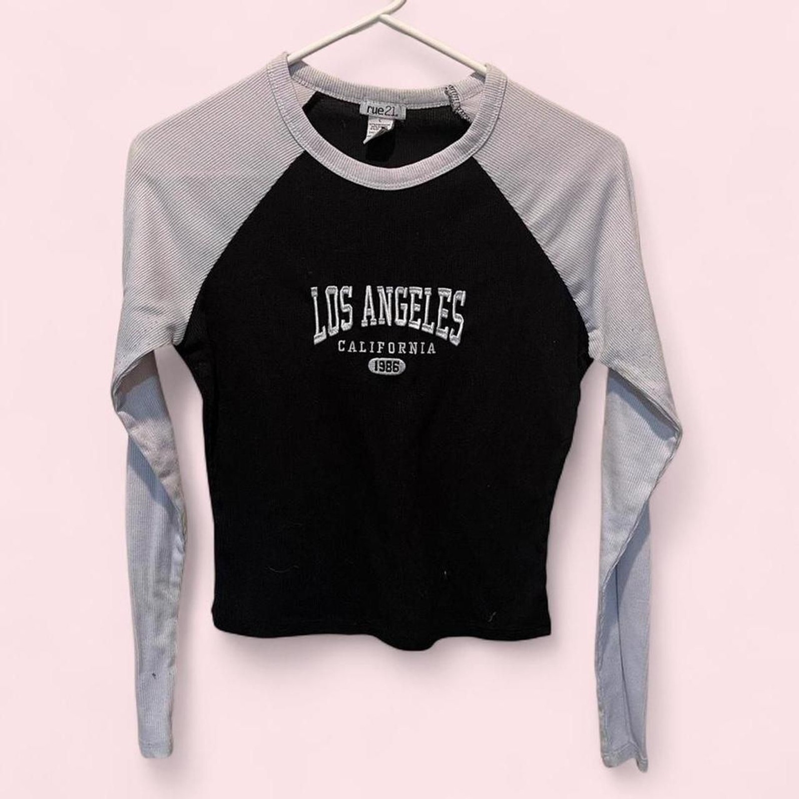 Rue-21 Women\'s Black and Grey Shirt