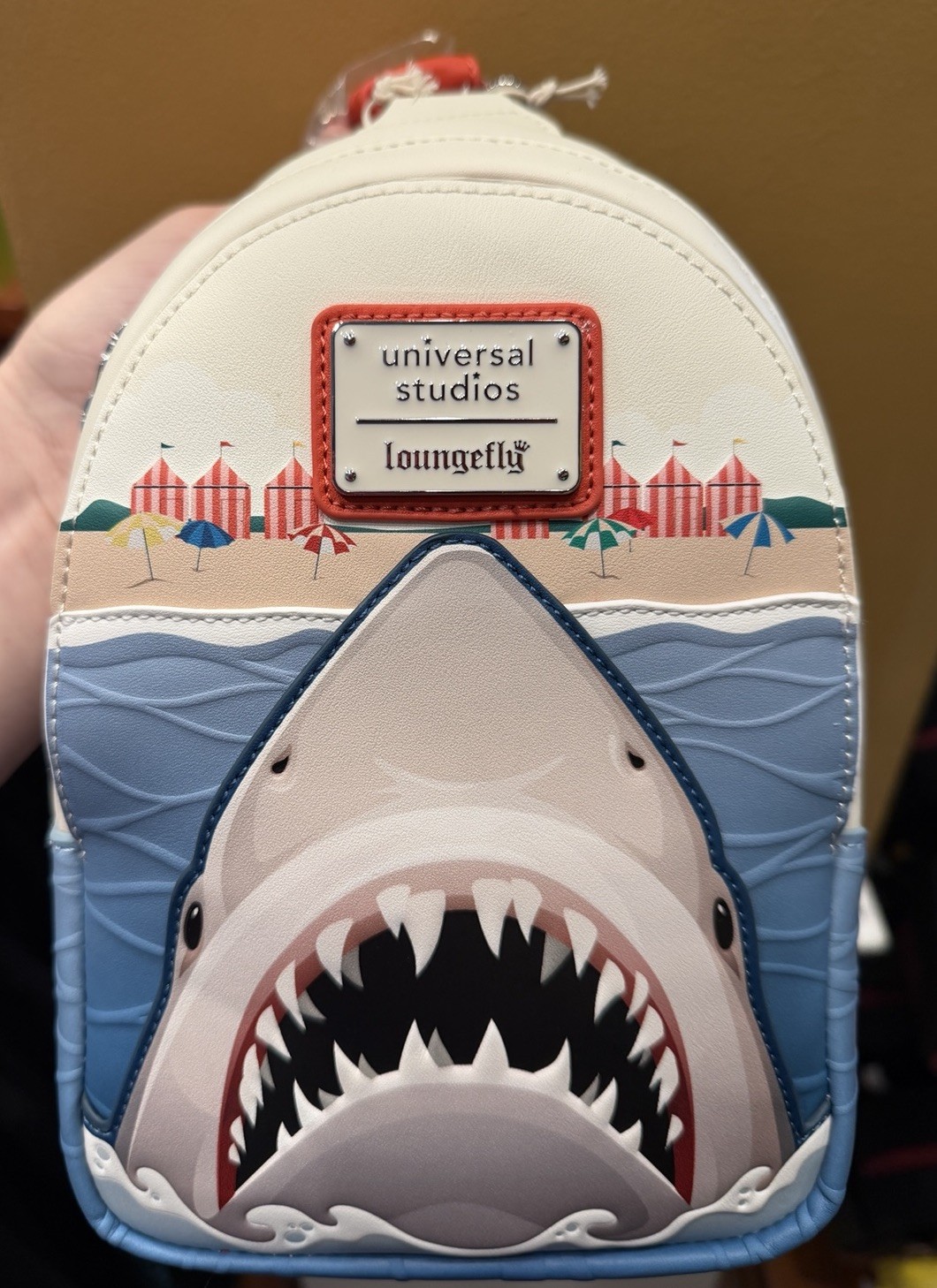 Universal Studios Exclusive Loungefly Jaws Compact Sling Bag Universal Studios Exclusive Loungefly Jaws Compact Sling Bag