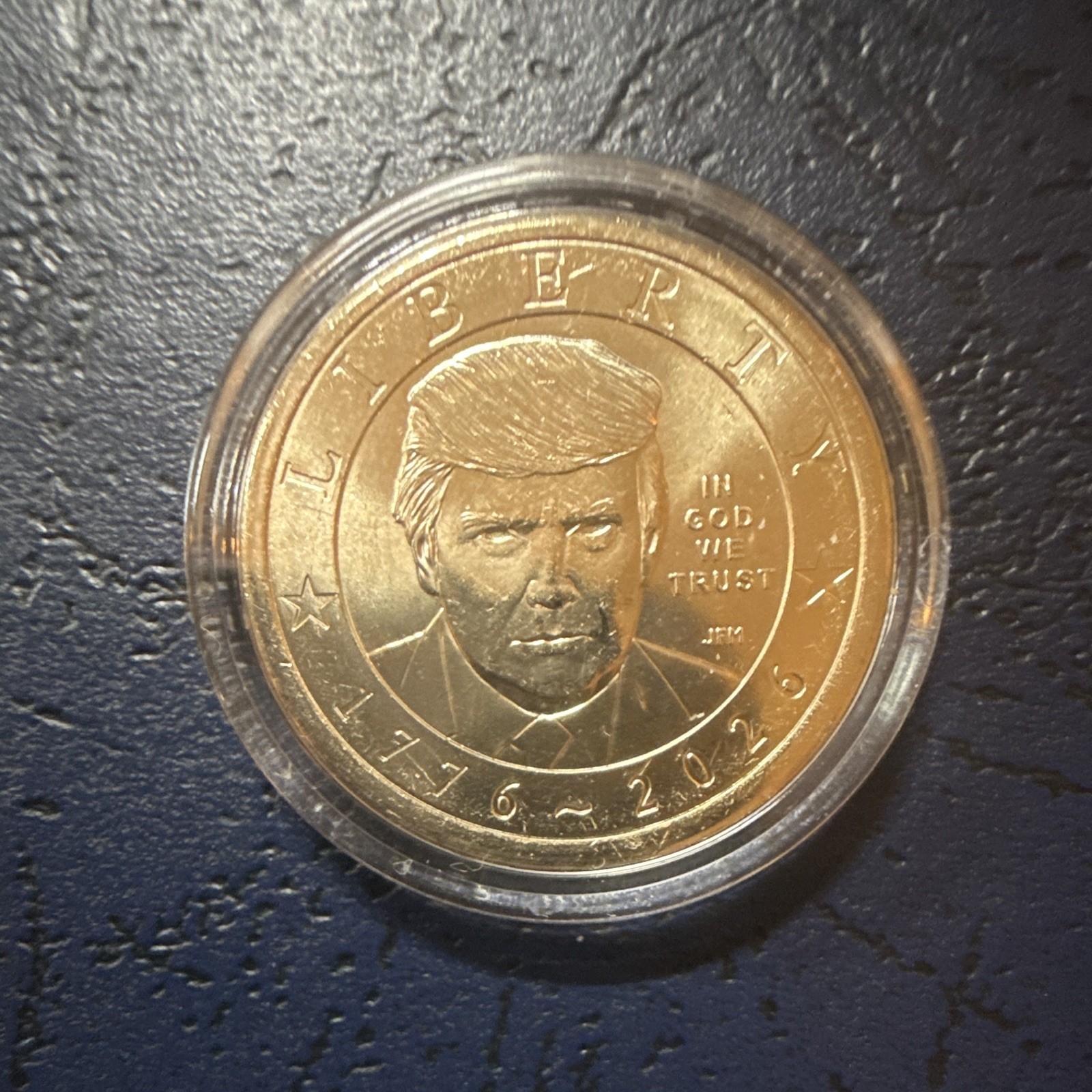 Capsule to hold the new Trump $1 Coin (Coin NOT Included) Capsule to hold the new Trump $1 Coin (Coin NOT Included)