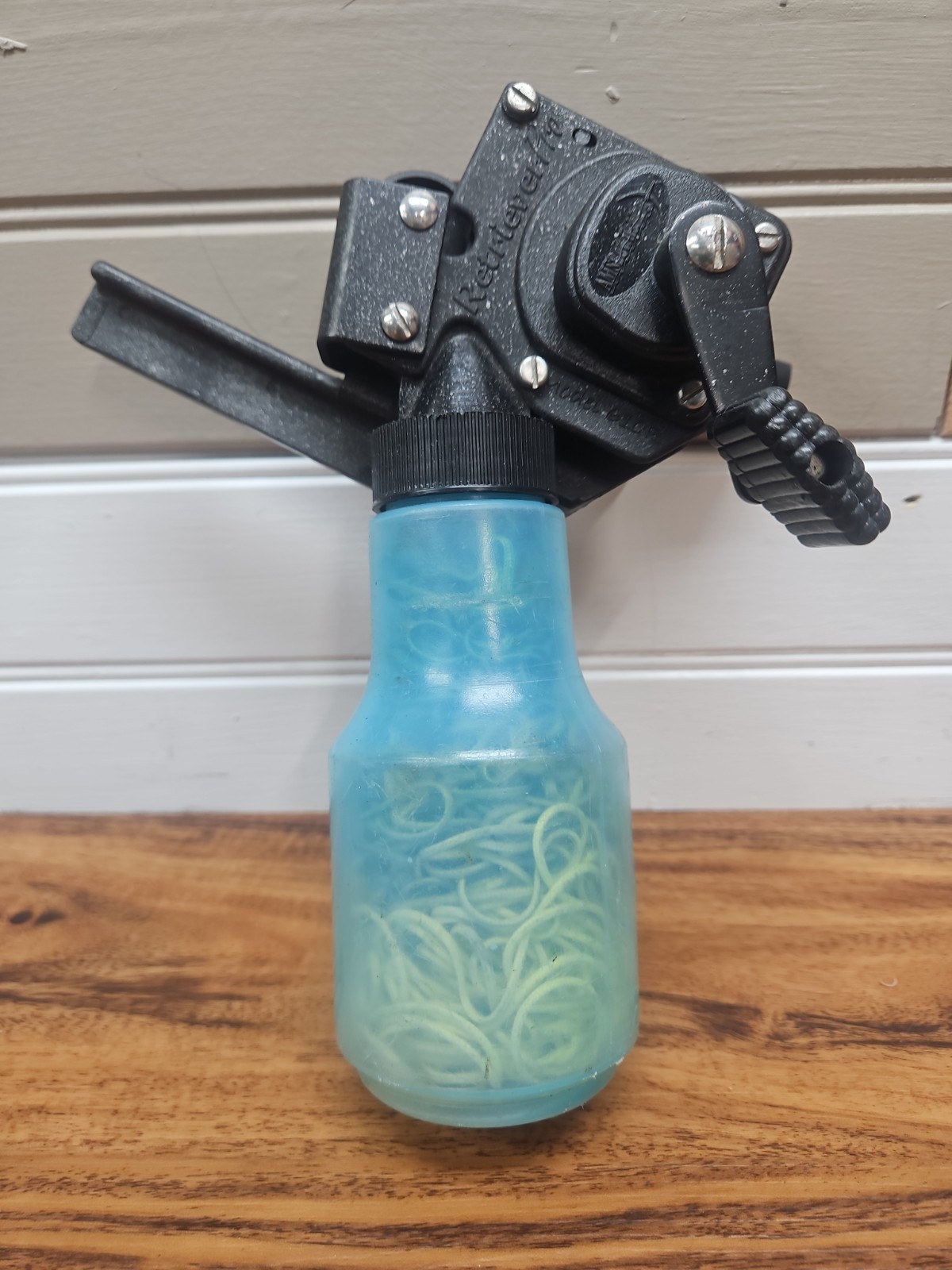 AMS Bowfishing Retriever Pro 610R Missing Bow Mount?? Sold As Is AMS Bowfishing Retriever Pro 610R Missing Bow Mount?? Sold As Is