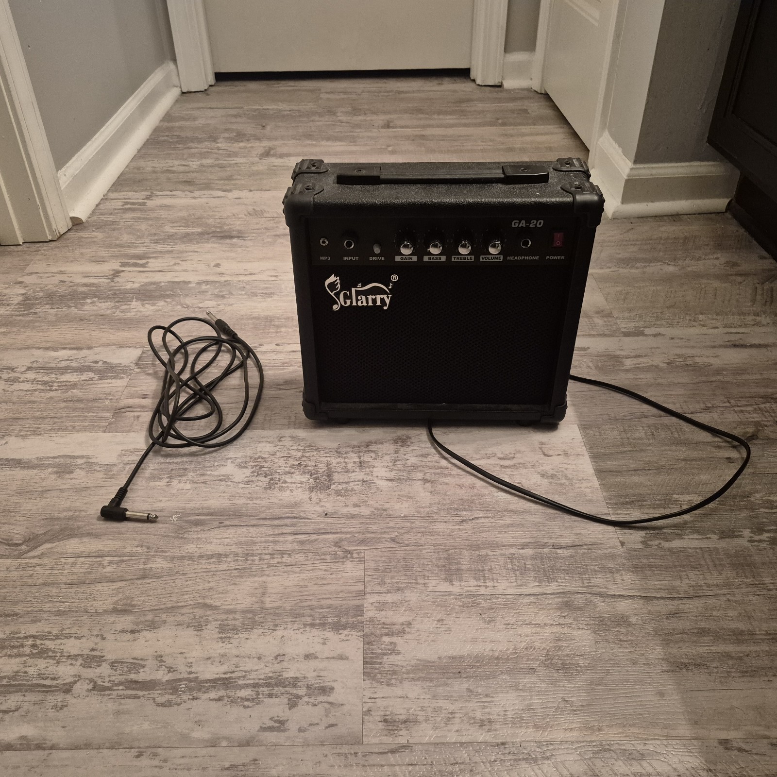 Glarry GA-20 10W Guitar Amp (8 Ohm) Glarry GA-20 10W Guitar Amp (8 Ohm)