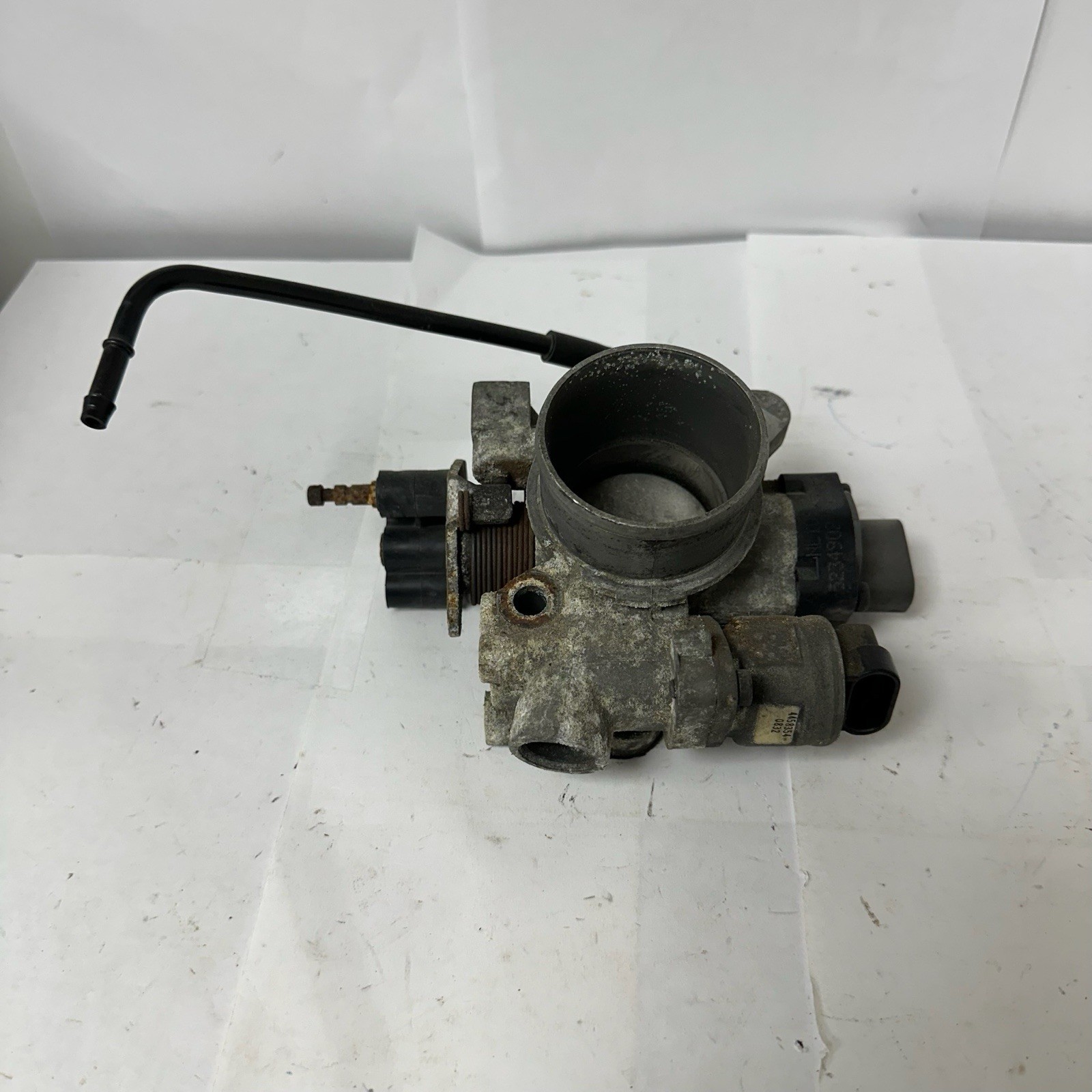1990-1995 Chrysler LeBaron Throttle Body Assembly OEM 44583540832 Tested