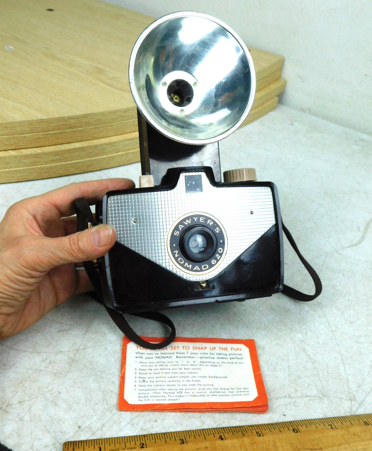 Vintage Sawyer\'s Noman 620 Box Camera Film w Flash Attachment Portland OR Co. Vintage Sawyer\'s Noman 620 Box Camera Film w Flash Attachment Portland OR Co.