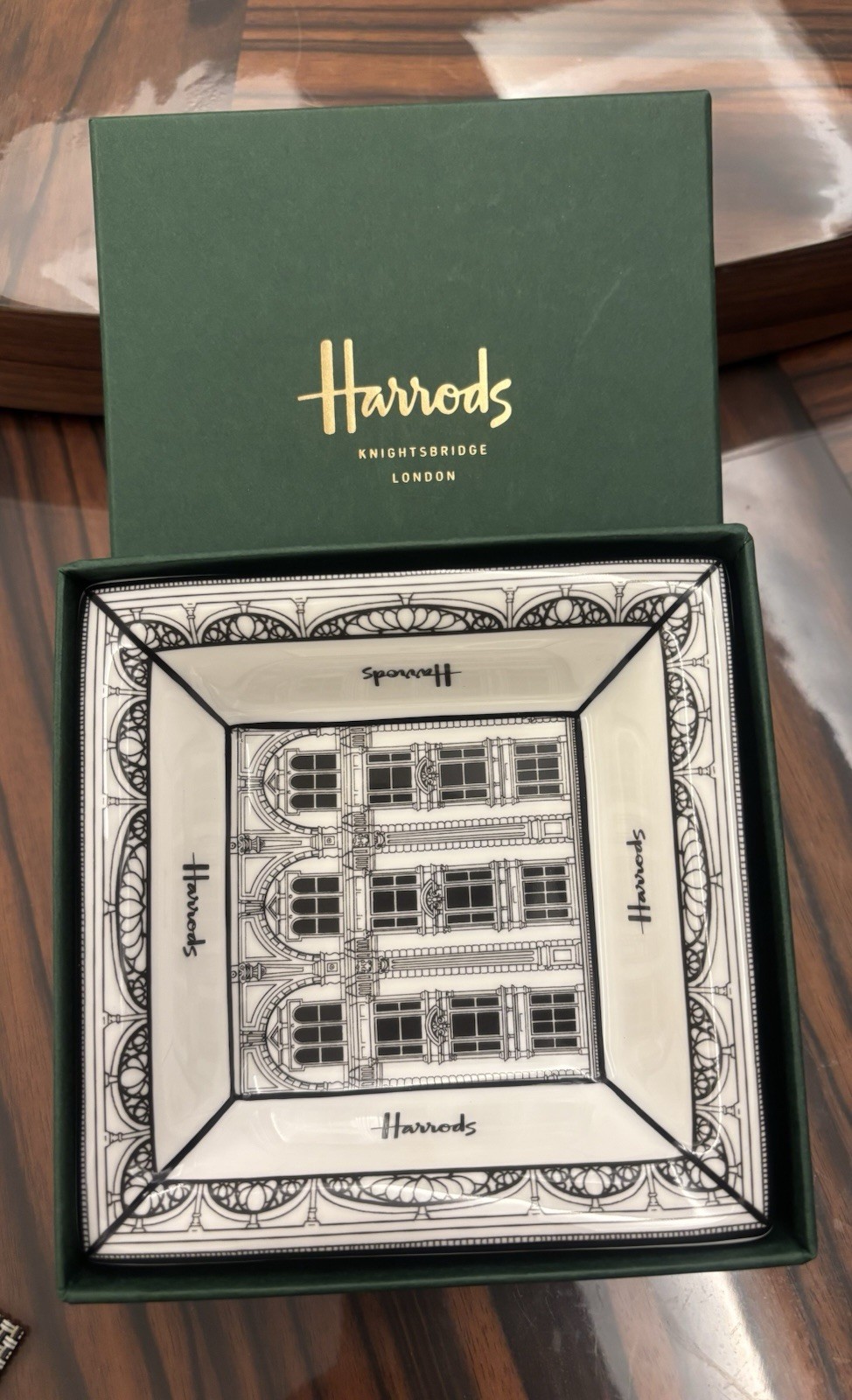 Harrods knightsbridge Trinket Dish Harrods knightsbridge Trinket Dish