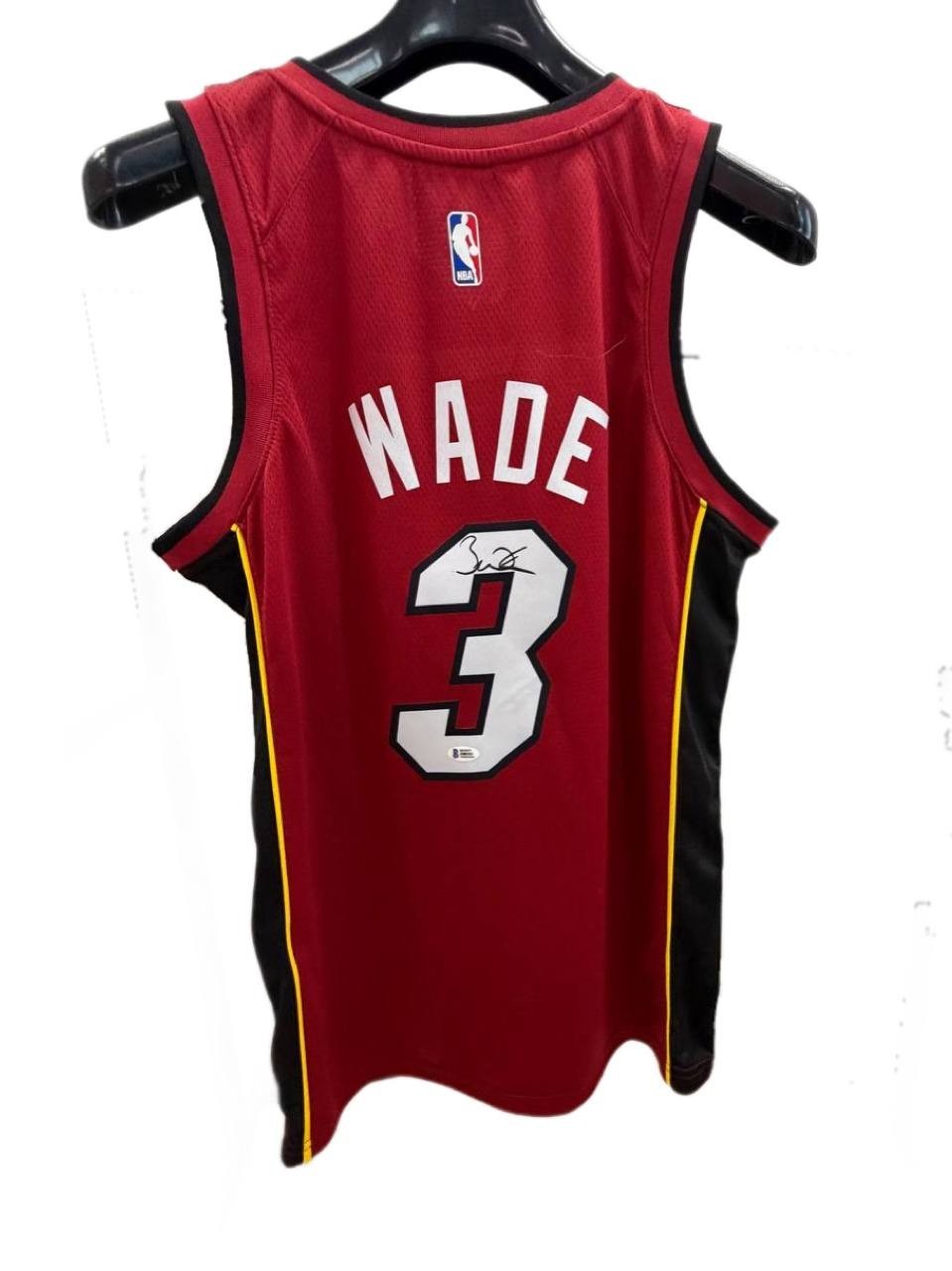 Basketball Jersey Dwyane Wade #3 Autographed Signed Red BAS COA Basketball Jersey Dwyane Wade #3 Autographed Signed Red BAS COA