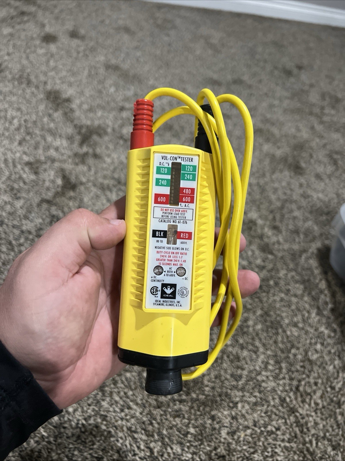 Ideal Vol-Con 61-076 Voltage Continuity Tester AC DC 80-600 Volts USA W/Case Ideal Vol-Con 61-076 Voltage Continuity Tester AC DC 80-600 Volts USA W/Case