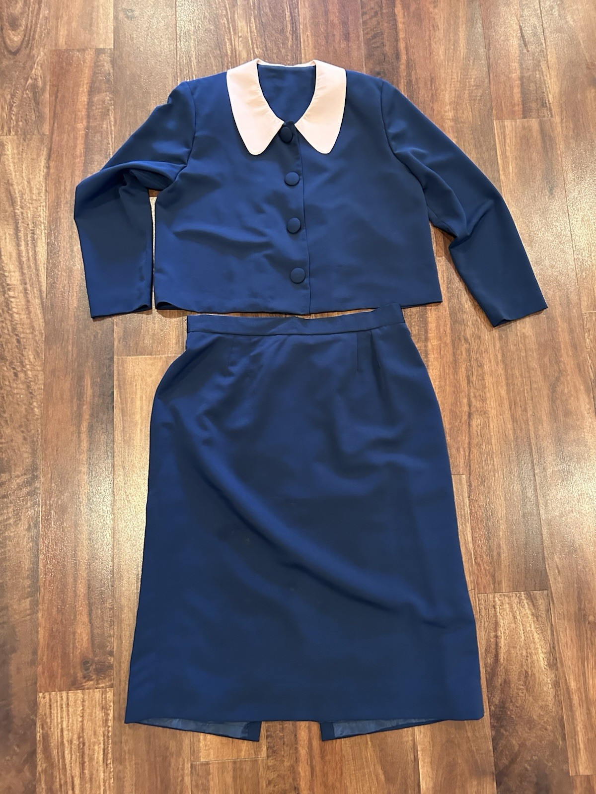 VTG 1960s 2 Pc Skirt Suit Set Navy Blue Jackie O Mod Pleated Crop Blazer Small