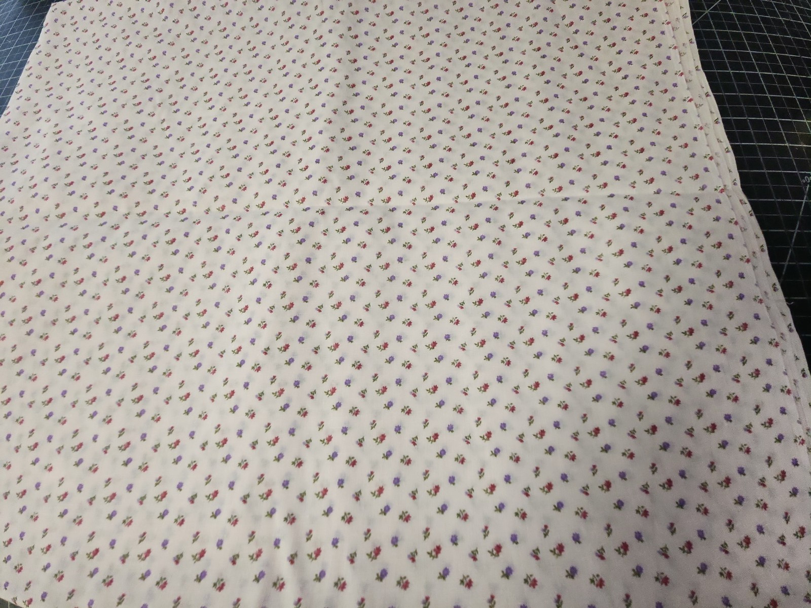 BT Yard VTG 44w Ditsy Purple pink Floral On Pink 100% Cotton Lgt clothe quilt BT Yard VTG 44w Ditsy Purple pink Floral On Pink 100% Cotton Lgt clothe quilt