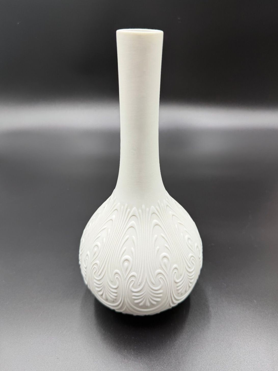 Rosenthal Studio Line Bjorn Wiinblad White Bisque Porcelain Onion Vase 9.5\