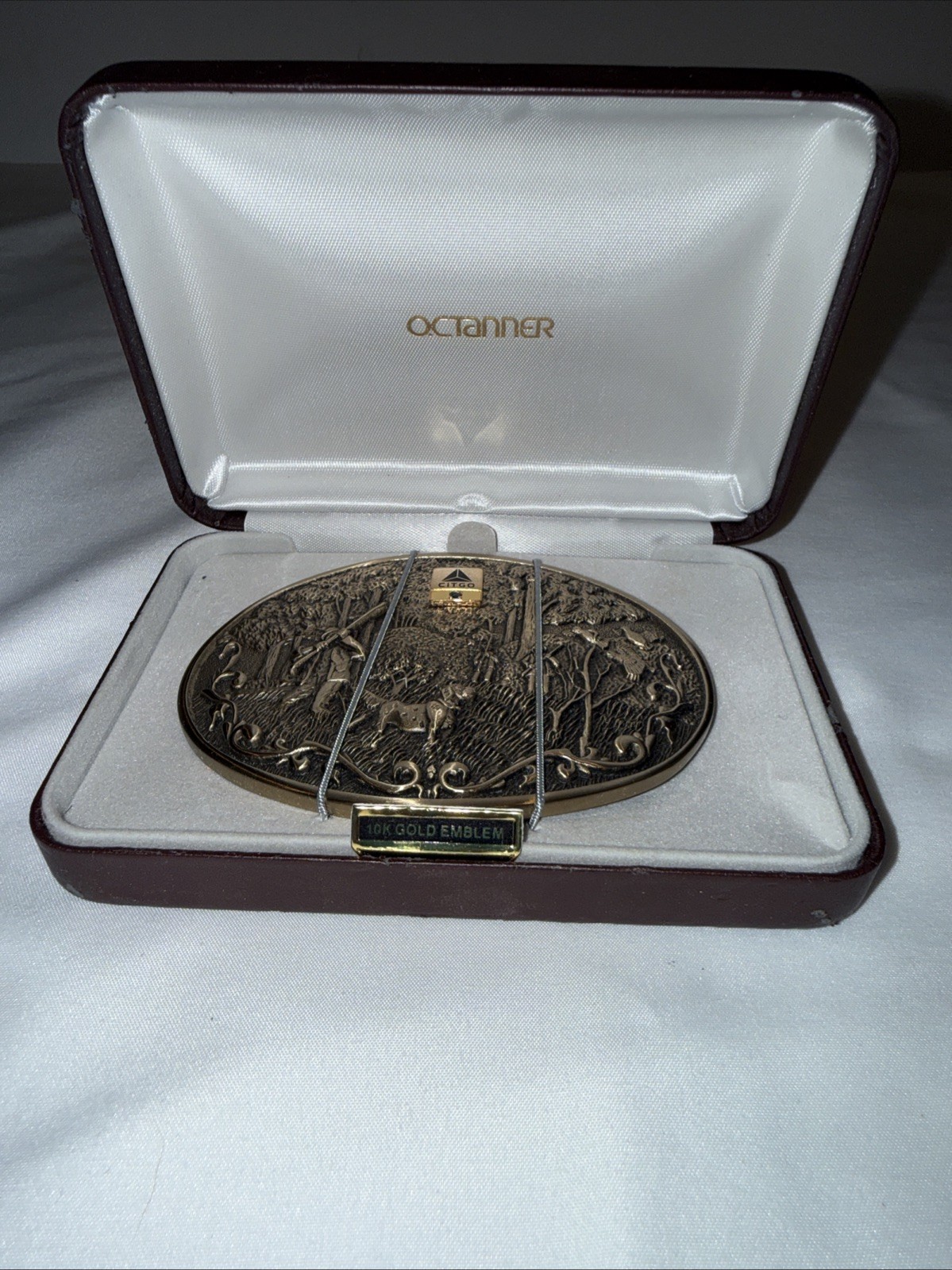 Vintage O.C.Tanner brass belt buckle with 10K gold emblem Sapphire Citgo Company Vintage O.C.Tanner brass belt buckle with 10K gold emblem Sapphire Citgo Company