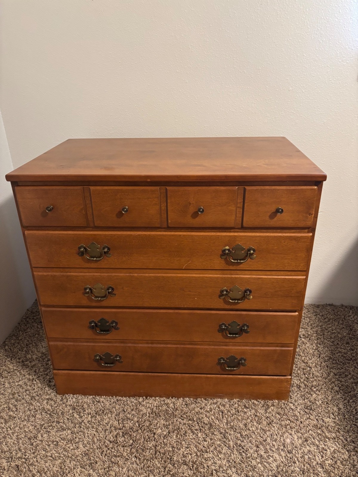 Vintage Ethan Allen Heirloom 3 Drawer Dresser Chest Early American, Solid Maple Vintage Ethan Allen Heirloom 3 Drawer Dresser Chest Early American, Solid Maple