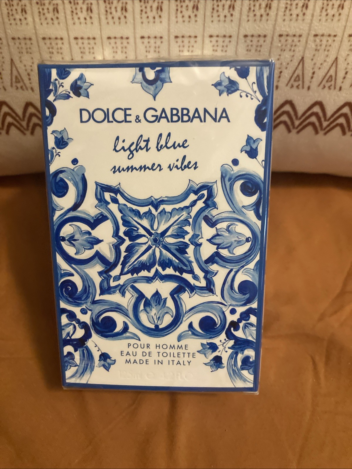 DOLCE & GABANNA LIGHT BLUE SUMMER VIBES EDT 125ML (SPRAY) New Sealed DOLCE & GABANNA LIGHT BLUE SUMMER VIBES EDT 125ML (SPRAY) New Sealed