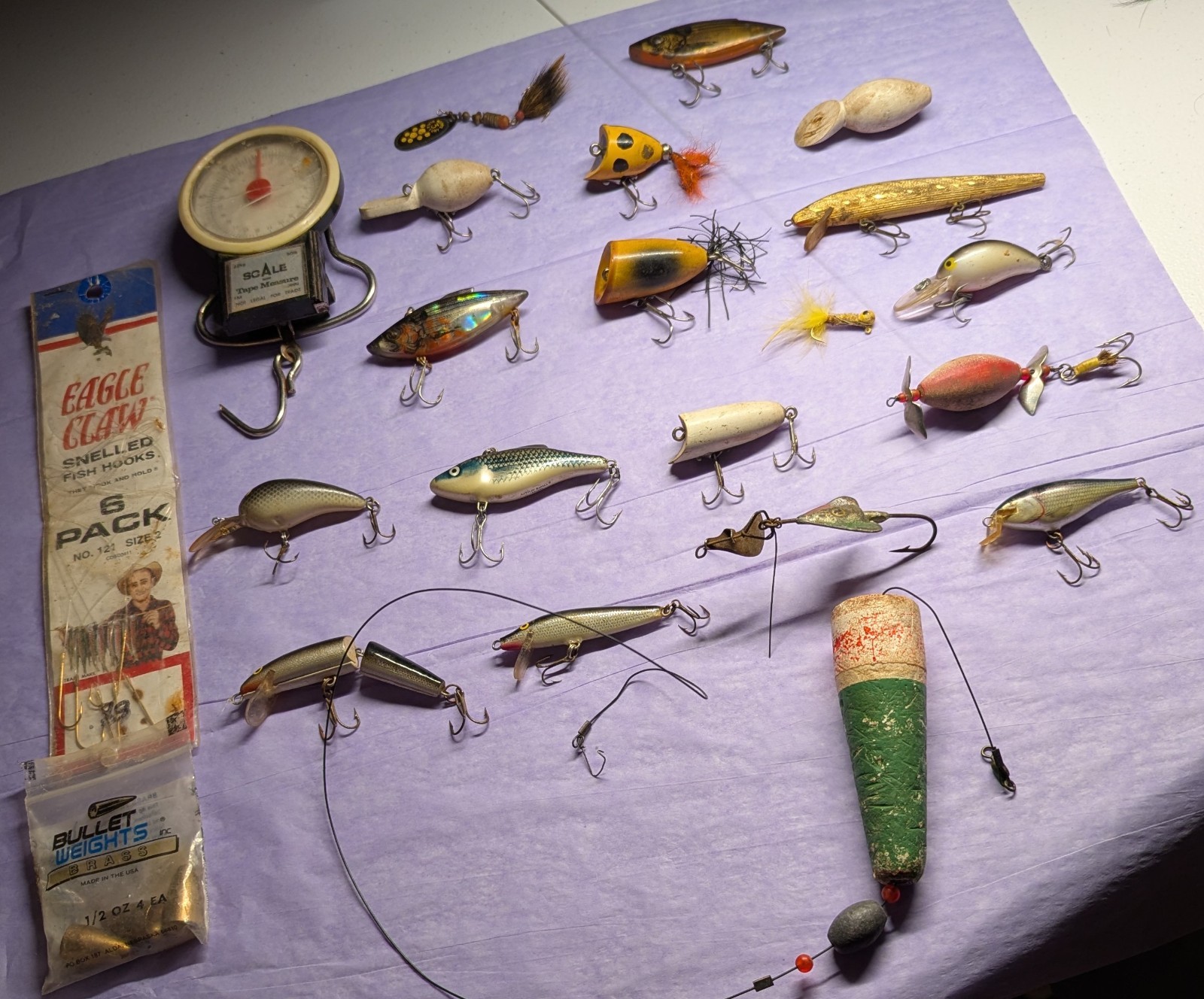 LOT of 22 1920-70's Vintage Fishing Lures+More (Heddon Shakespeare South Bend?)