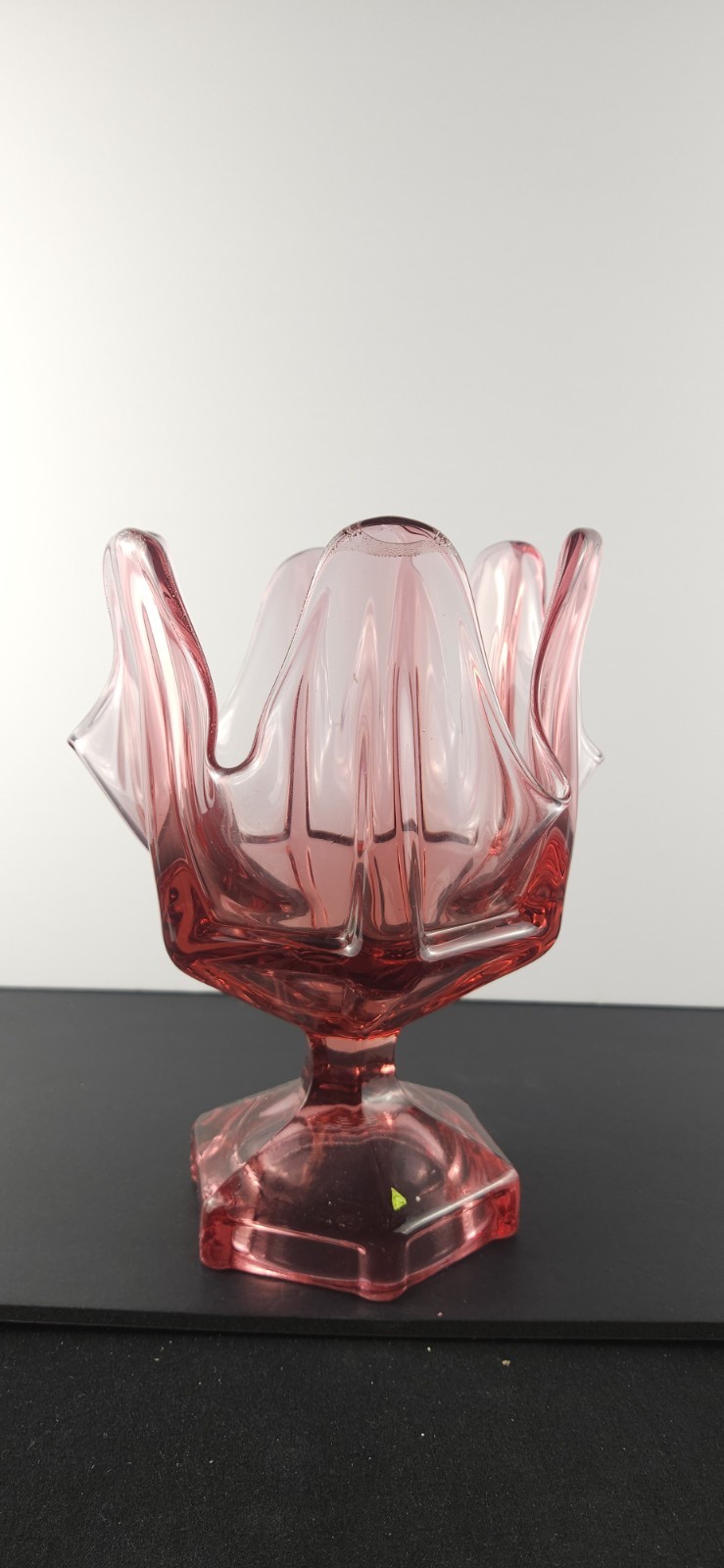 Vintage Viking Epic Pink 6 Finger Handkerchief Swung Vase Pedestal 8 in