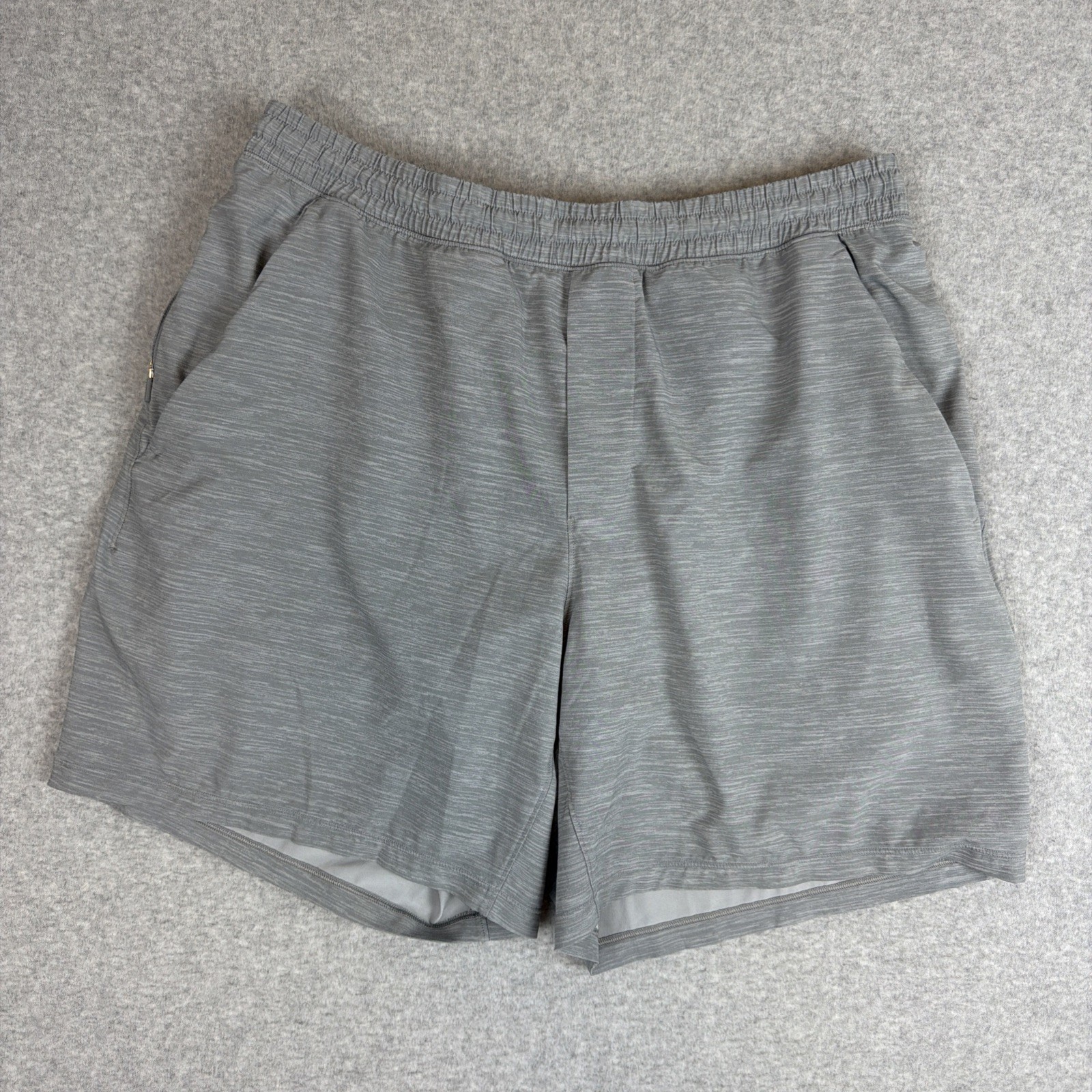 Lululemon Pace Breaker Shorts Men Sz XL Heather Grey 7\
