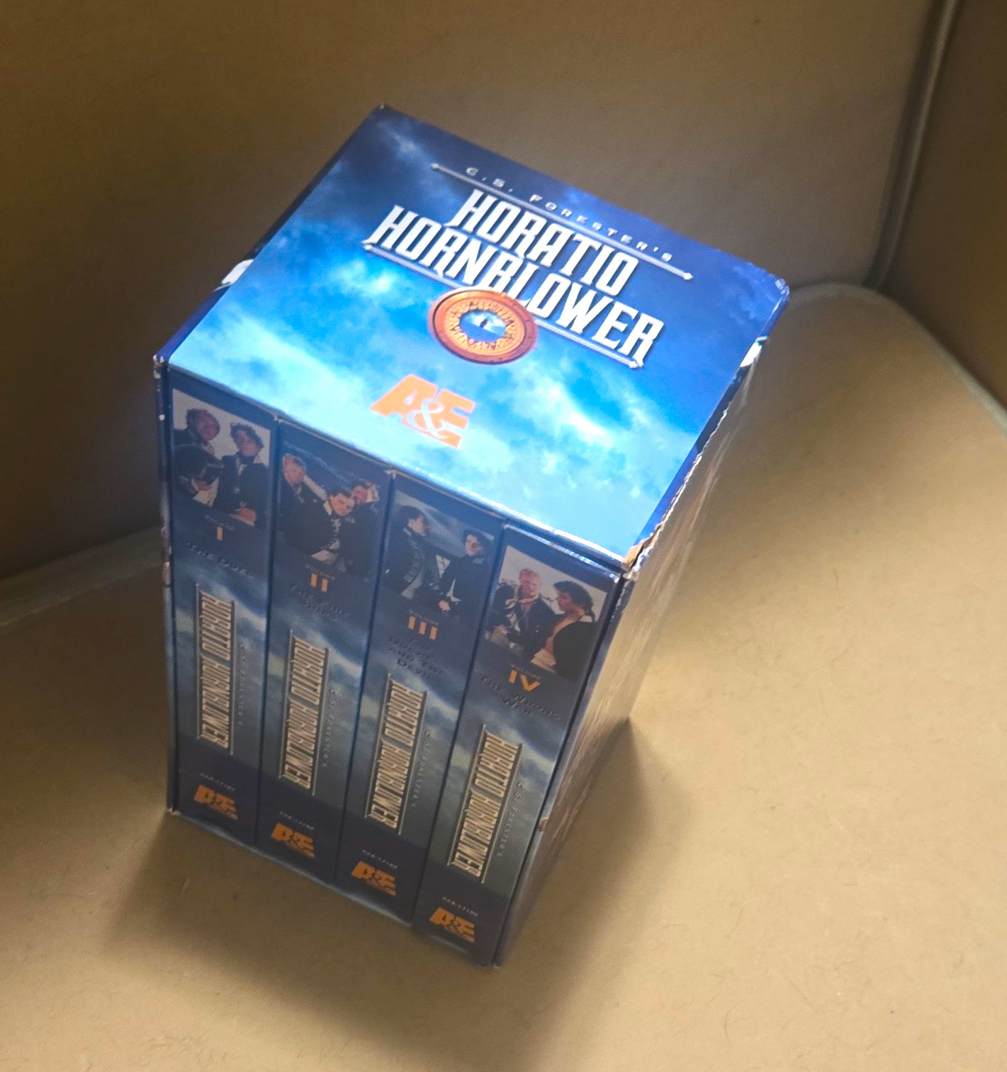 A&E C.S. Forester\'s Horatio Hornblower VHS Box Set 4-Tape PAL FS NR 1998 A&E C.S. Forester\'s Horatio Hornblower VHS Box Set 4-Tape PAL FS NR 1998