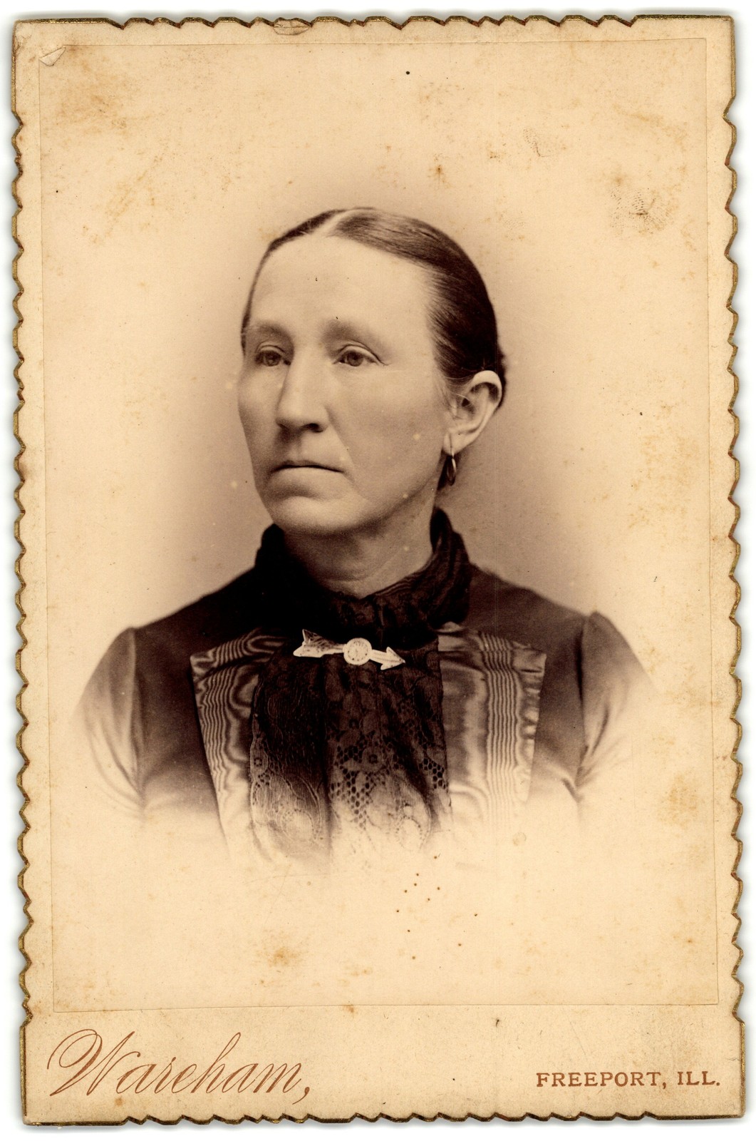 Cabinet Card Circa 1890s Wareham Old Lady in Dress Freeport IL