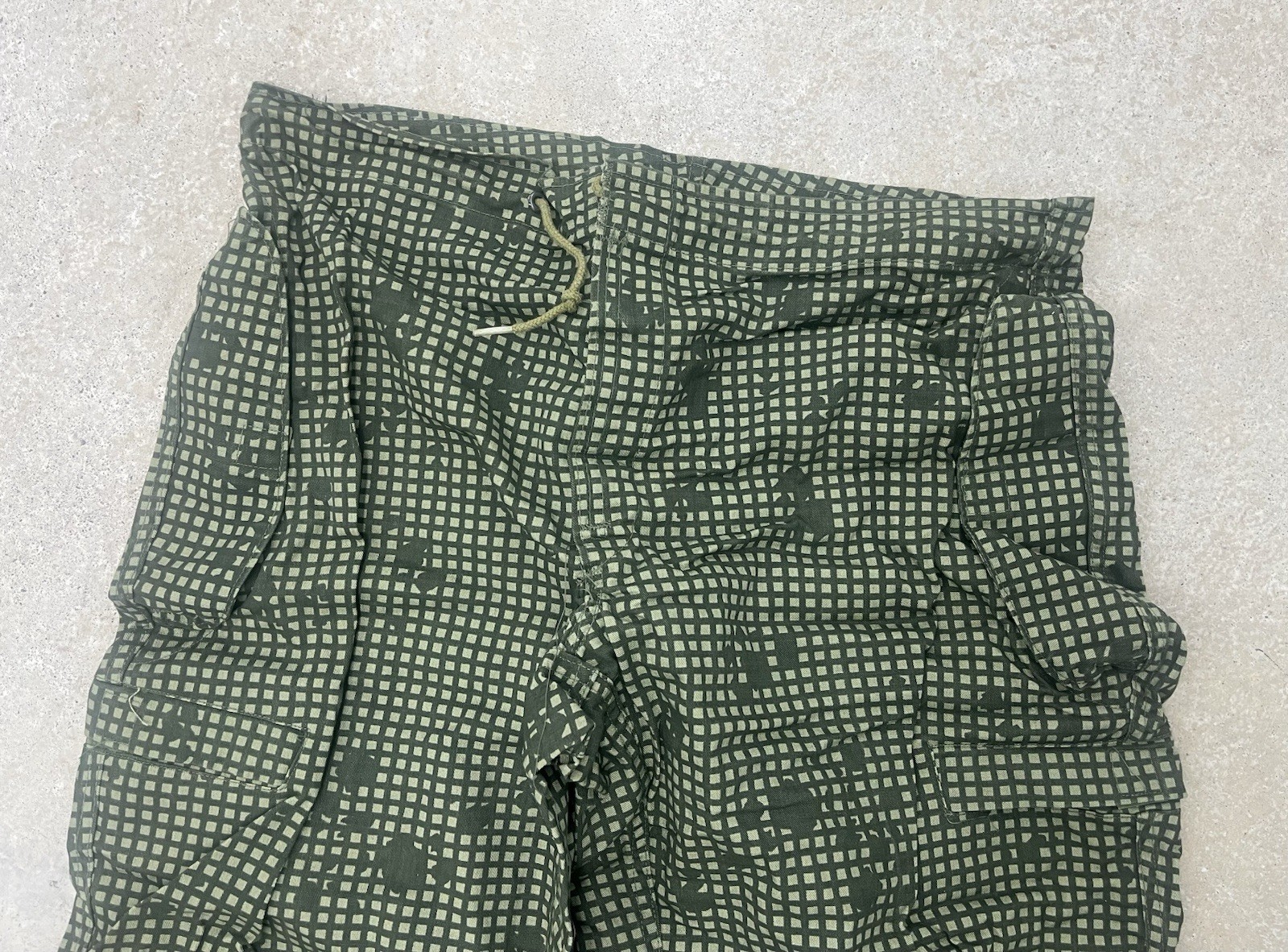 Vtg 80s Desert Night Camo Trouser Small Short Army Baggy Pants Cold War Military Vtg 80s Desert Night Camo Trouser Small Short Army Baggy Pants Cold War Military