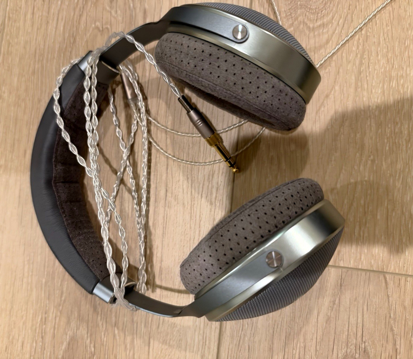 Focal Clear MG Open-Back Over-Ear Stereo 3.5mm Wired 80 Ohm Gray/Silver