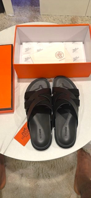 Hermès Men’s Black Leather Open Toe Crisscross Slide Sandals Sz 12 New Box Hermès Men’s Black Leather Open Toe Crisscross Slide Sandals Sz 12 New Box