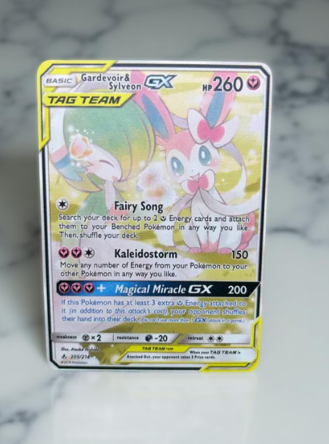 Gardevoir Sylveon GX  ~ Pokémon Stainless Steel Gift/Display\Gold Metal