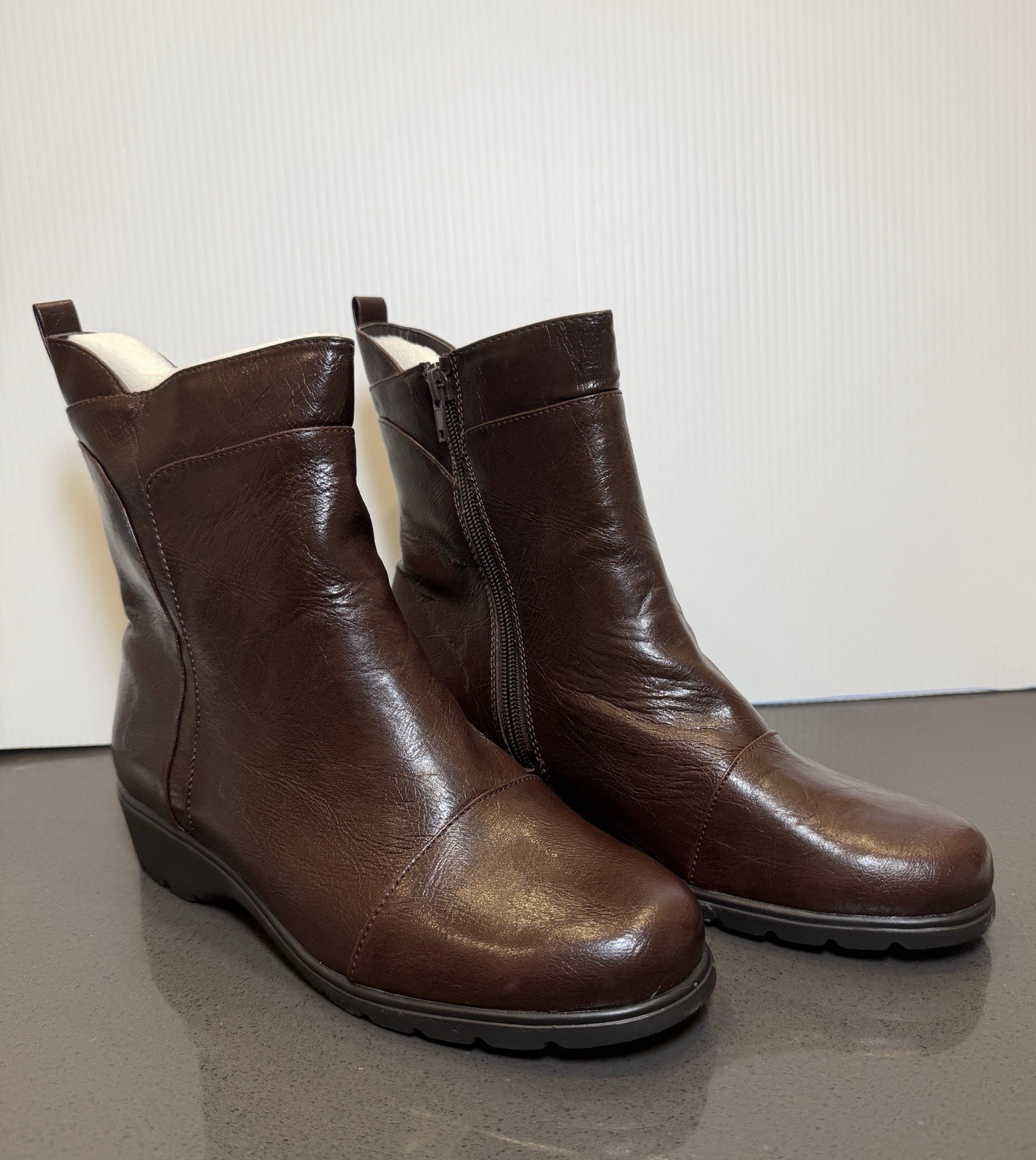 A2 by Aerosoles Sonnet Women’s Brown Ankle Boots Zip Wedge Round Toe 8.5M A2 by Aerosoles Sonnet Women’s Brown Ankle Boots Zip Wedge Round Toe 8.5M