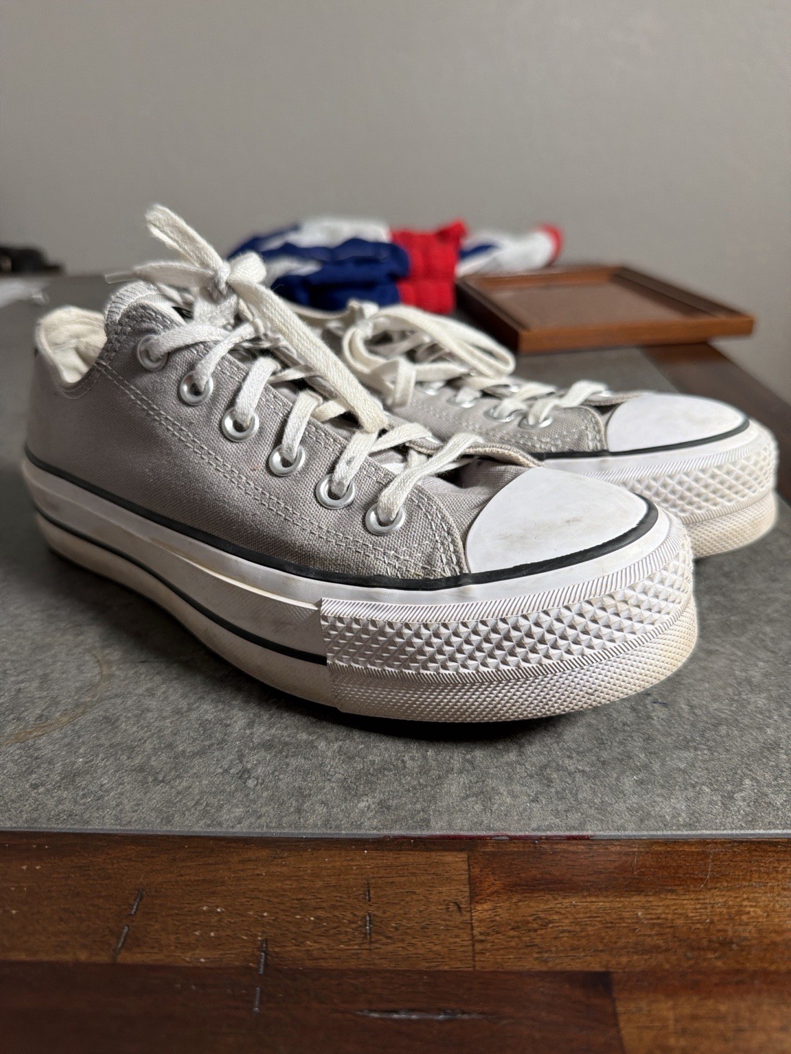 Size 8 - Converse Chuck Taylor All Star Move Platform Low Barely Grey W Size 8 - Converse Chuck Taylor All Star Move Platform Low Barely Grey W