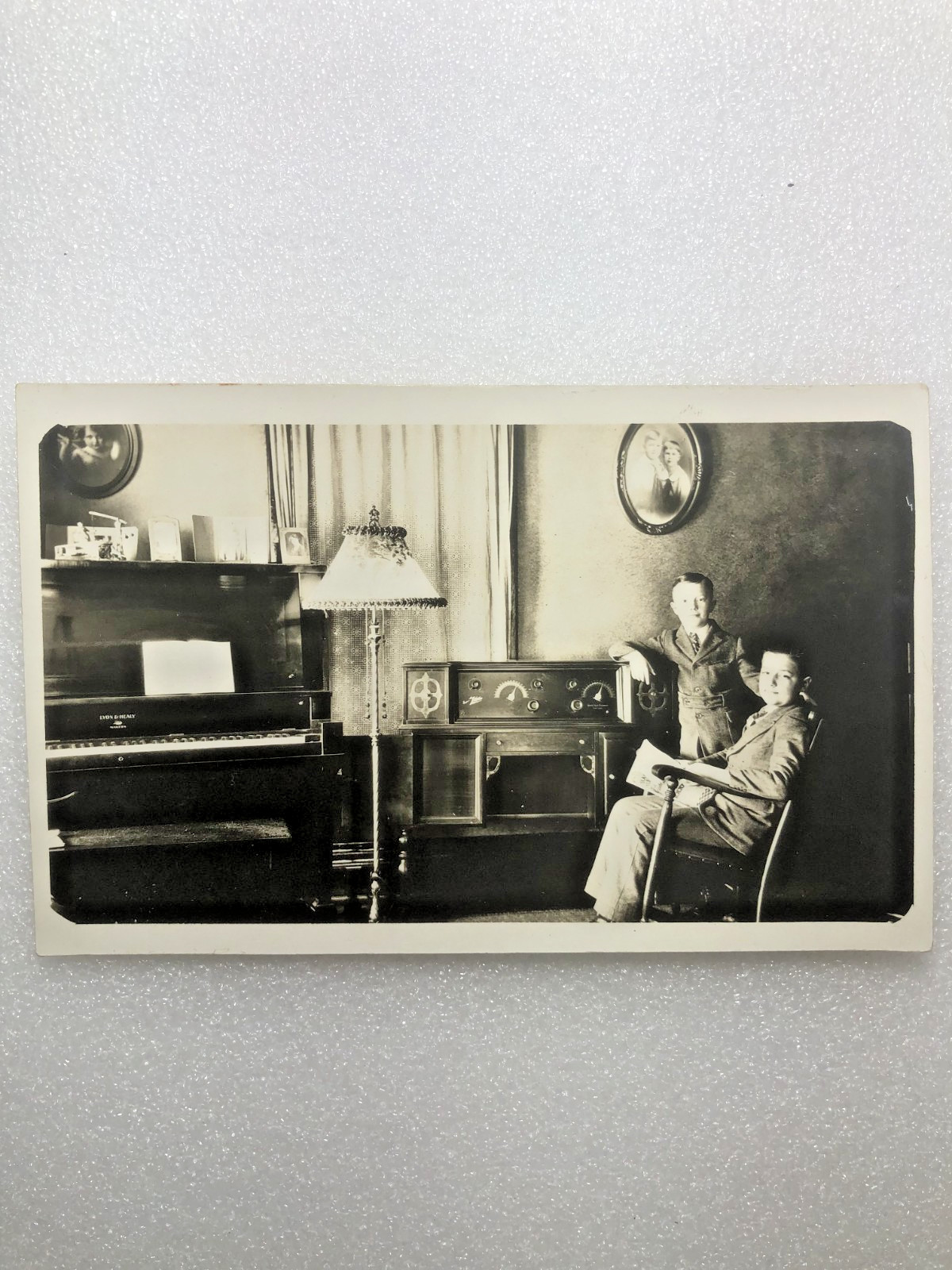 VINTAGE RPPC 1930\'sINTERIOR ROOM WITH LARGE CONSOLE RADIO~PIANO~TWO LITTLE BOYS VINTAGE RPPC 1930\'sINTERIOR ROOM WITH LARGE CONSOLE RADIO~PIANO~TWO LITTLE BOYS