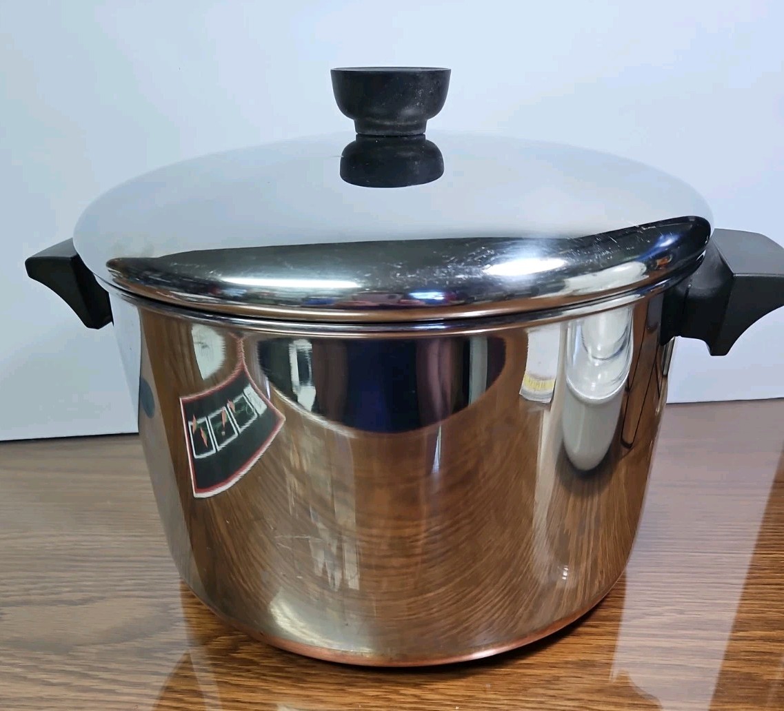 Vintage Revere Ware 6 Qt Stock Pot w/Lid and FLAT Copper Bottom  Made In Clinton