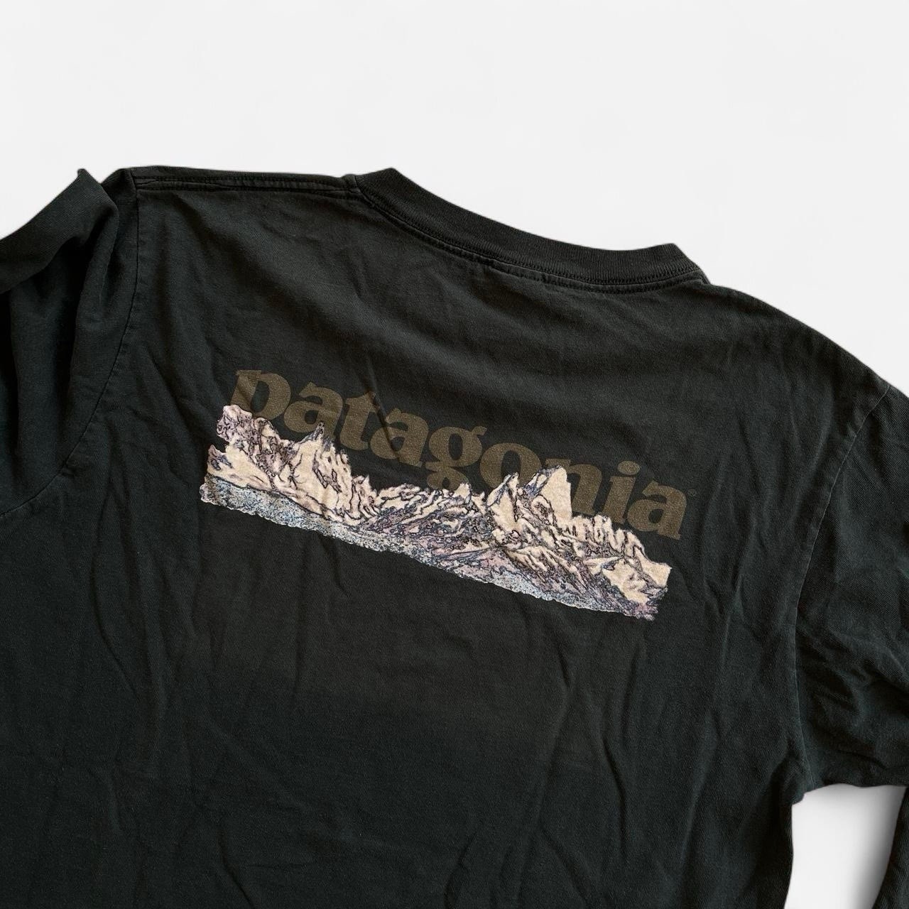 Vintage 1990s Patagonia Mountain Graphic Long Sleeve T-Shirt