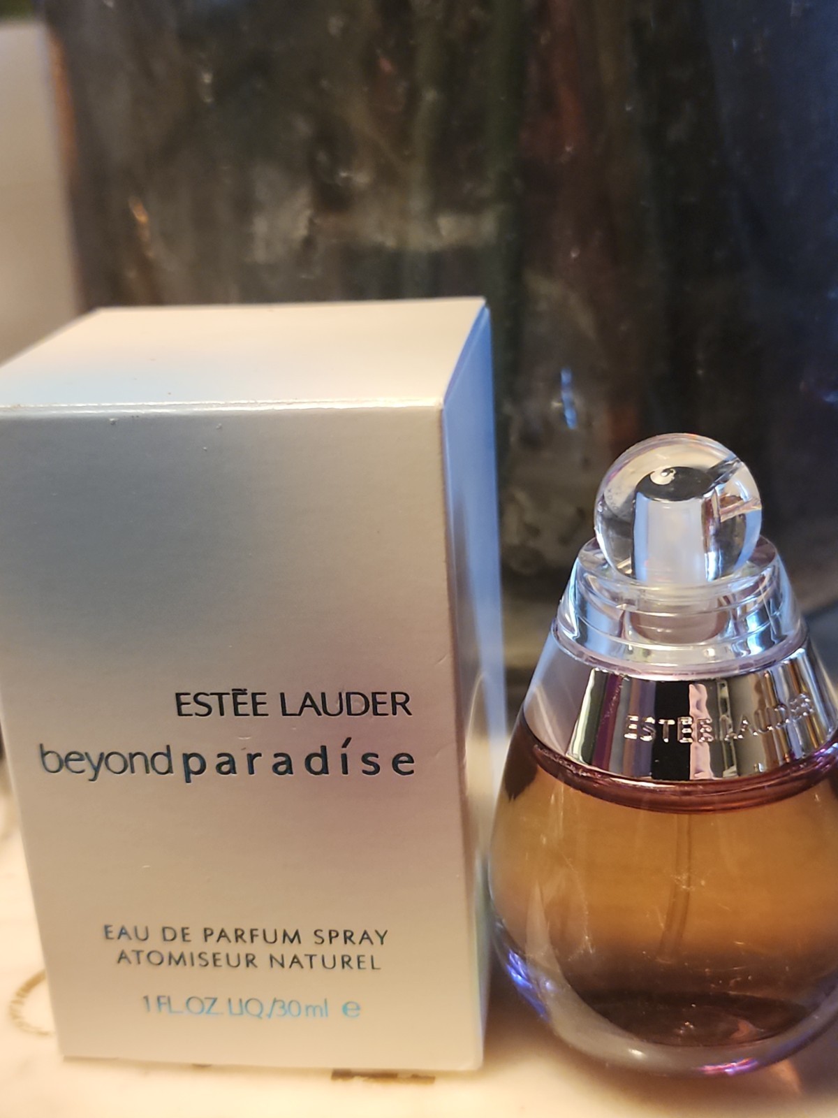 ESTEE LAUDER Beyond Paradise 1 FL. OZ / 30 ML Eau de Parfum Spray ESTEE LAUDER Beyond Paradise 1 FL. OZ / 30 ML Eau de Parfum Spray