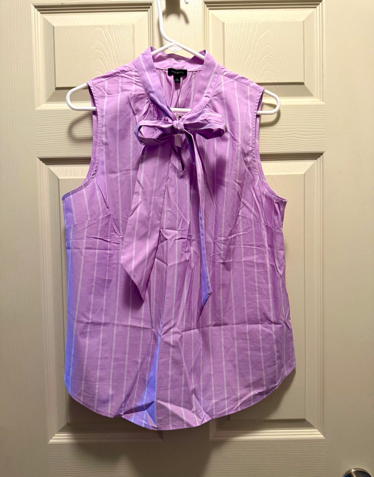 NWT Talbots Women’s Morning Stripe Tie-Neck Shell Wisteria NWT Talbots Women’s Morning Stripe Tie-Neck Shell Wisteria