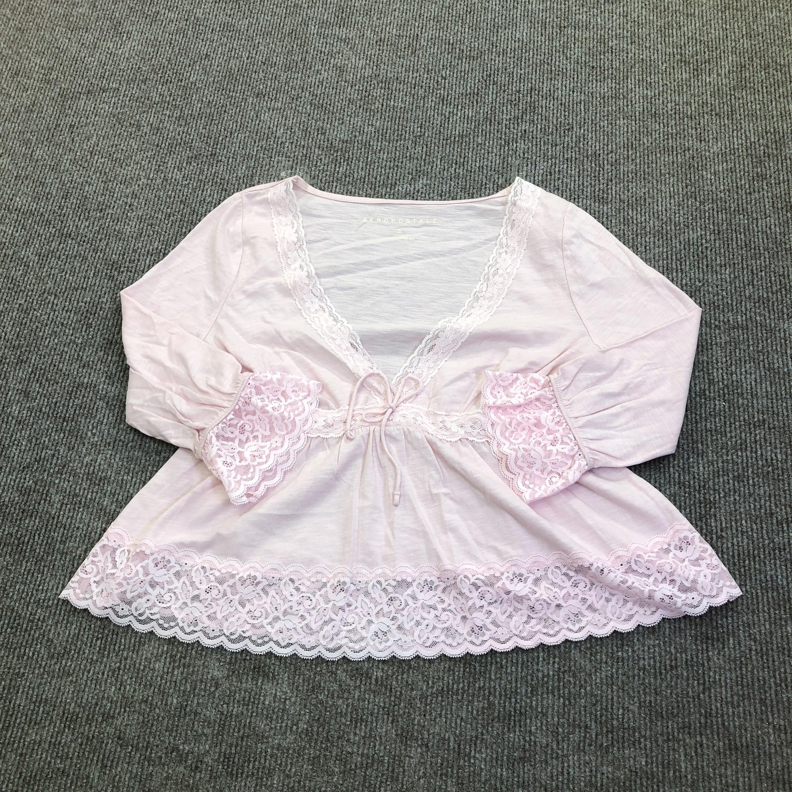 Aeropostale Blouse Womens S Pink V Neck 3/4 Sleeve Lace Trim Ruffle Tunic Top