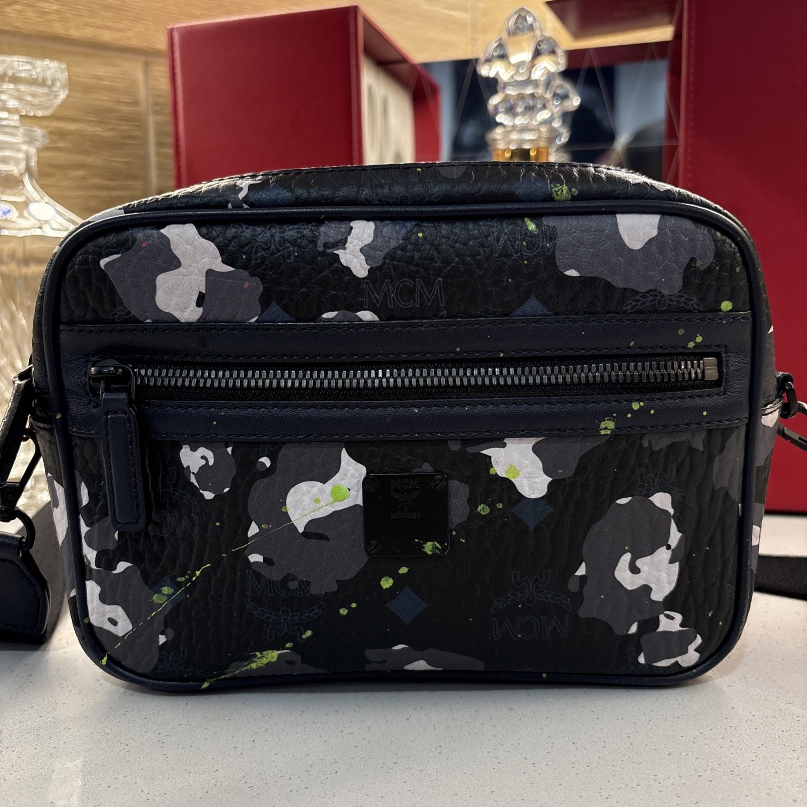MCM Limited Edition Crossbody Camouflage Bag Unisex Excellent Condition 🔥 MCM Limited Edition Crossbody Camouflage Bag Unisex Excellent Condition 🔥