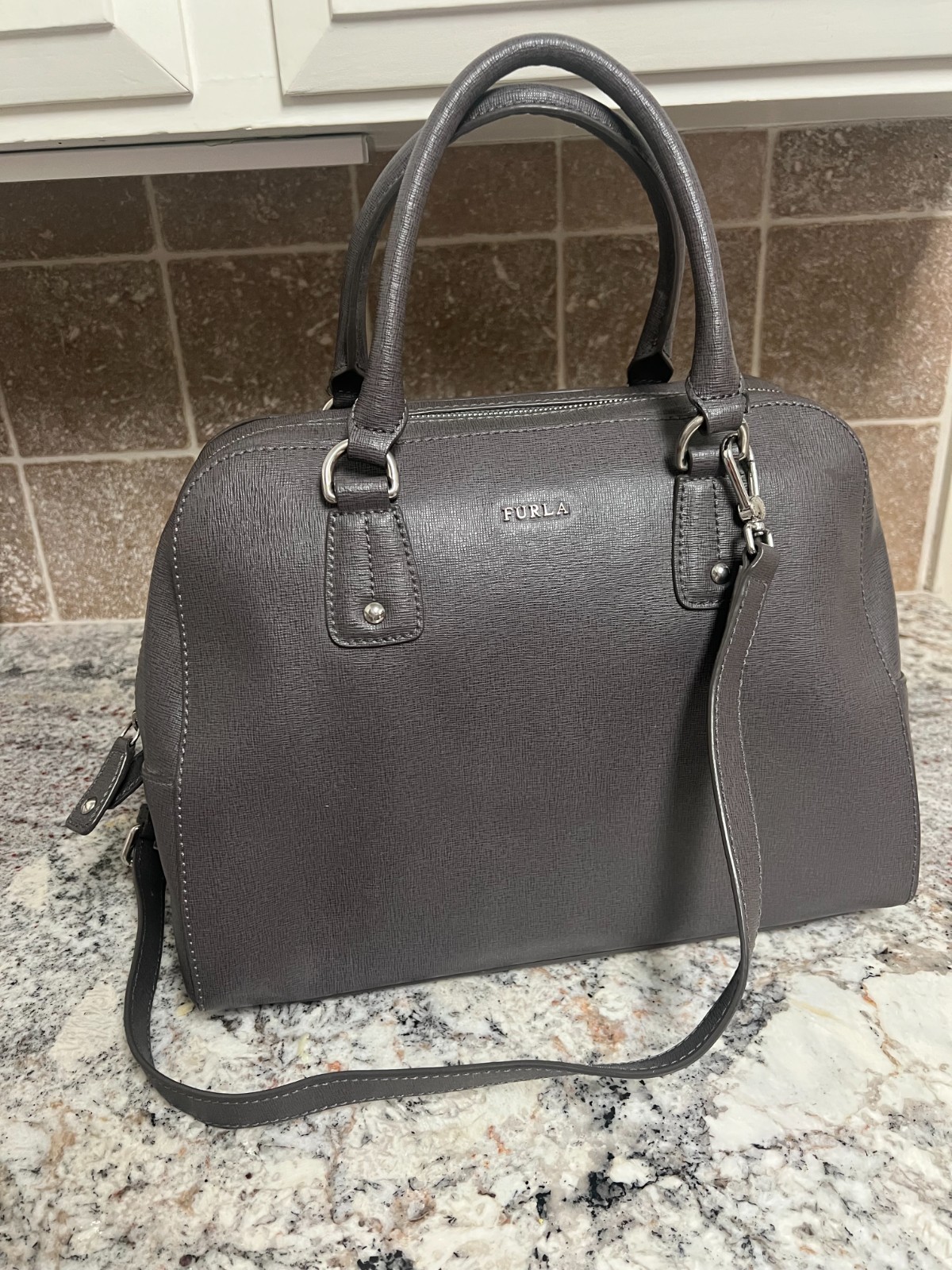 Furla Satchel Bag Womens Large Grey Leather Top Handle with Detachable Strap Furla Satchel Bag Womens Large Grey Leather Top Handle with Detachable Strap