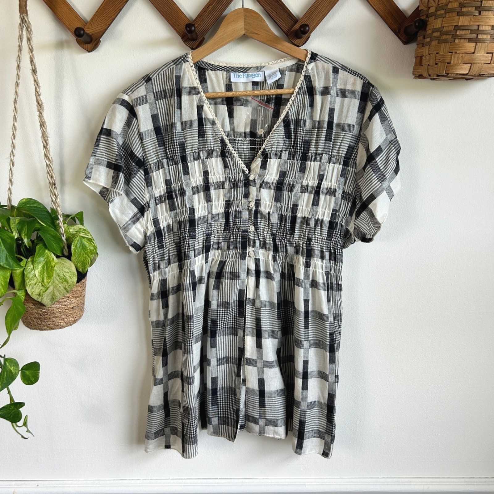 The Paragon Womens Black White Plaid Cotton Gauze Smocked Lace Trim Top Large